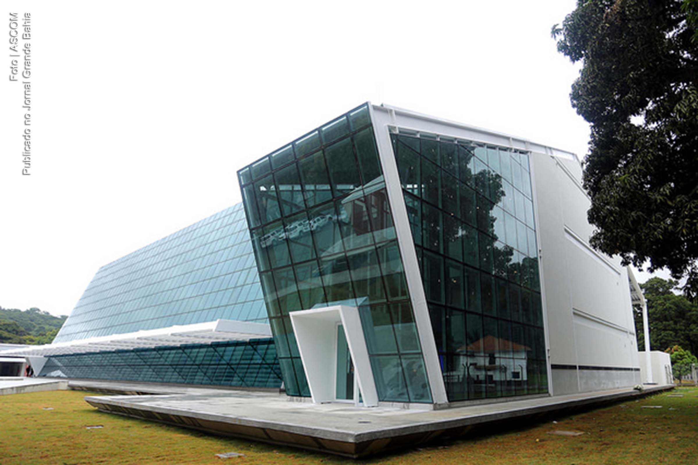 Centro de Operações Espaciais (COPE-S) atua como backup da operação do Satélite Geoestacionário de Defesa e Comunicação Estratégica (SGDC) e é sediado no Rio de Janeiro.