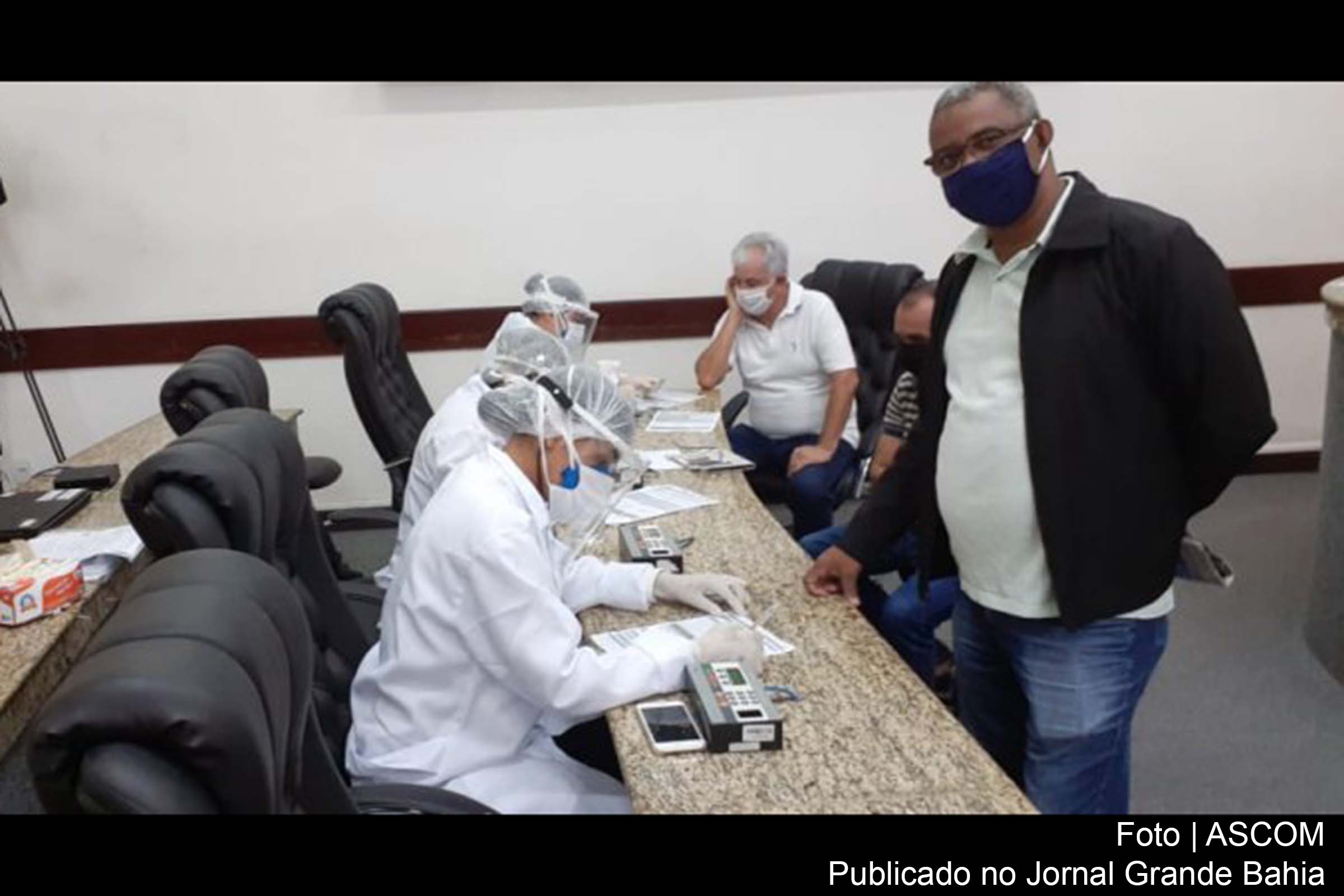 Foram testadas 36 pessoas, vereadores e servidores que tiveram contato direto com o presidente do Legislativo, José Carneiro Rocha, e o vereador Luiz Augusto de Jesus (Lulinha).