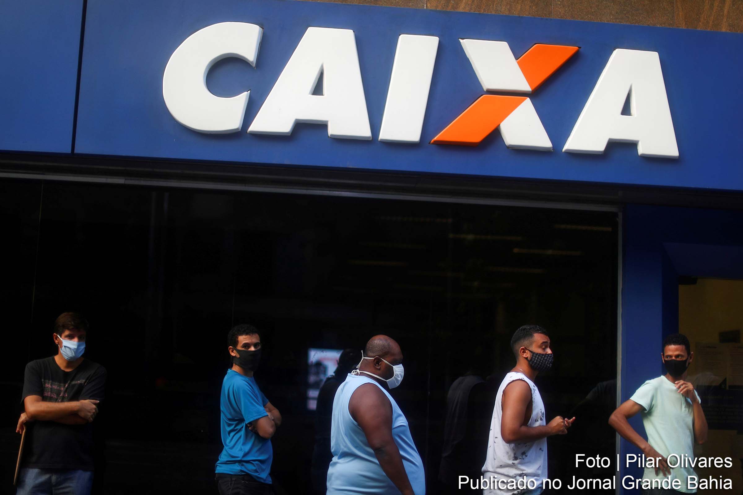 Caixa Econômica repassa benefícios sociais da Governo Federal.
