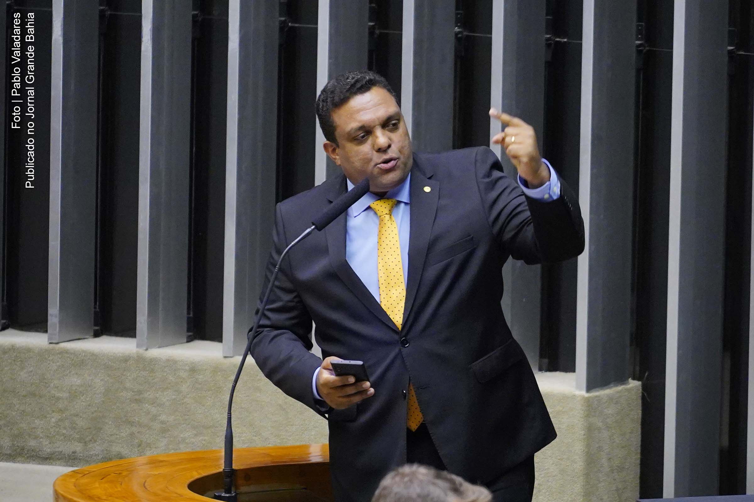 Extremista de direita, deputado federal Otoni de Paula (PSC - RJ) é processado por verborragia contra ministro do STF.