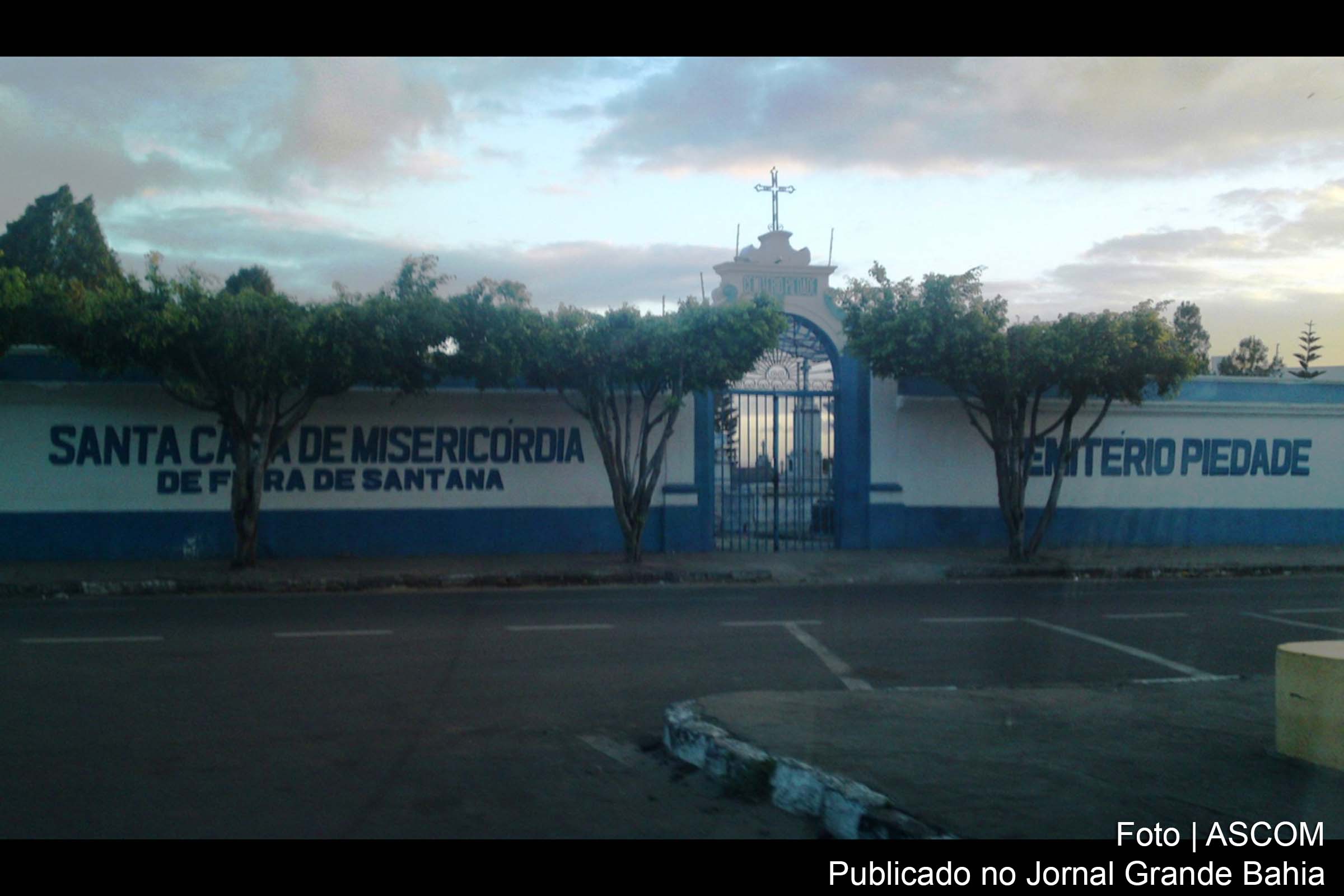 Fachada do Cemitério Piedade, em Feira de Santana.
