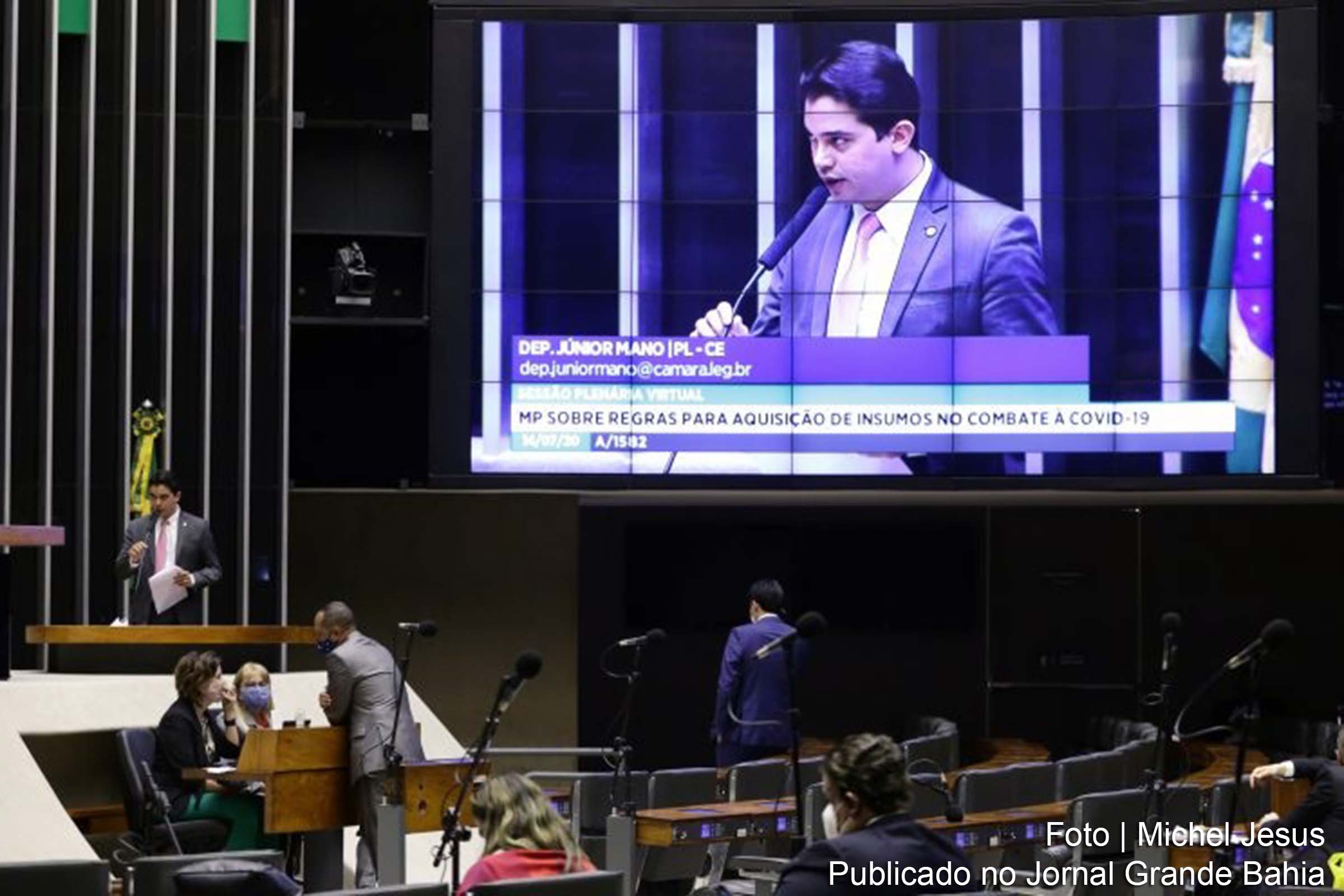 Júnior Mano o uso obrigatório de máscara nos municípios dependerá de autorização do Ministério da Saúde.