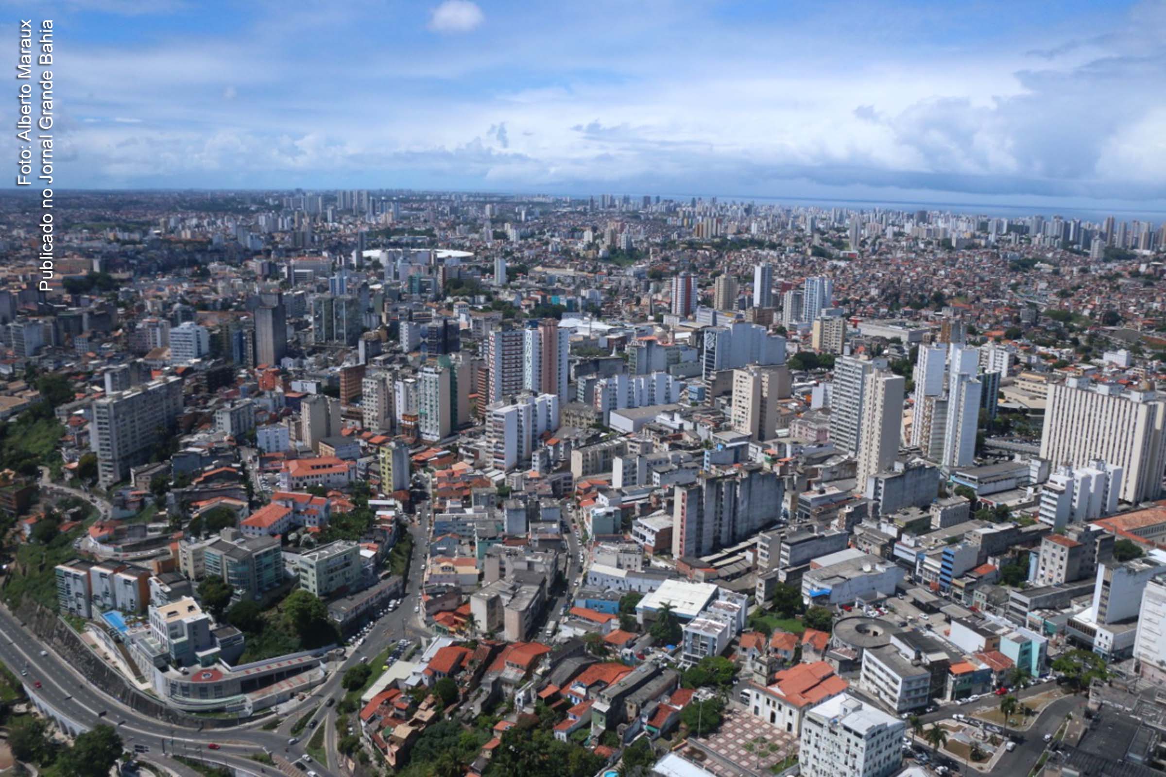 Vista aérea da cidade do Salvador.