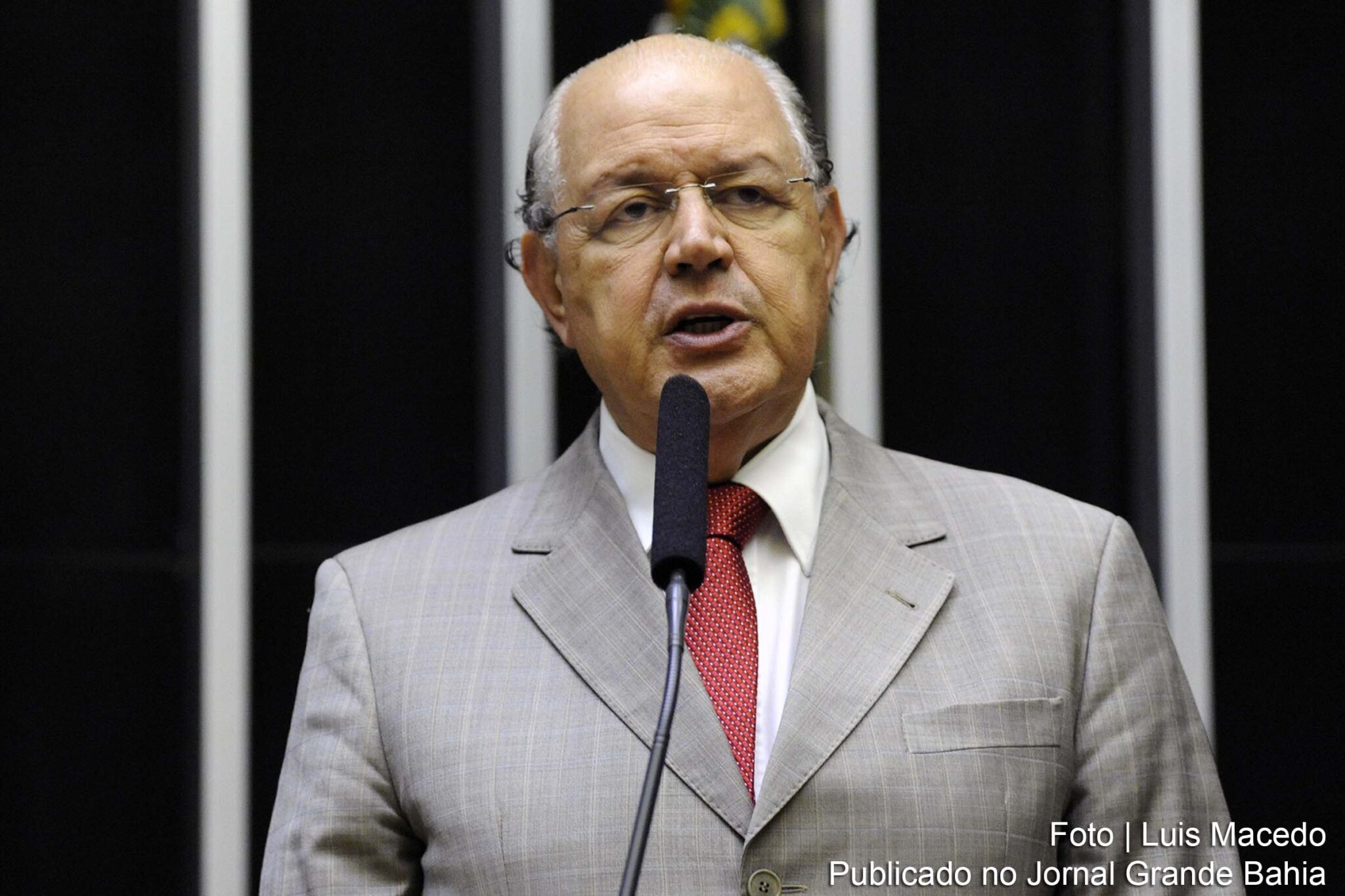 Luiz Carlos Hauly, economista.