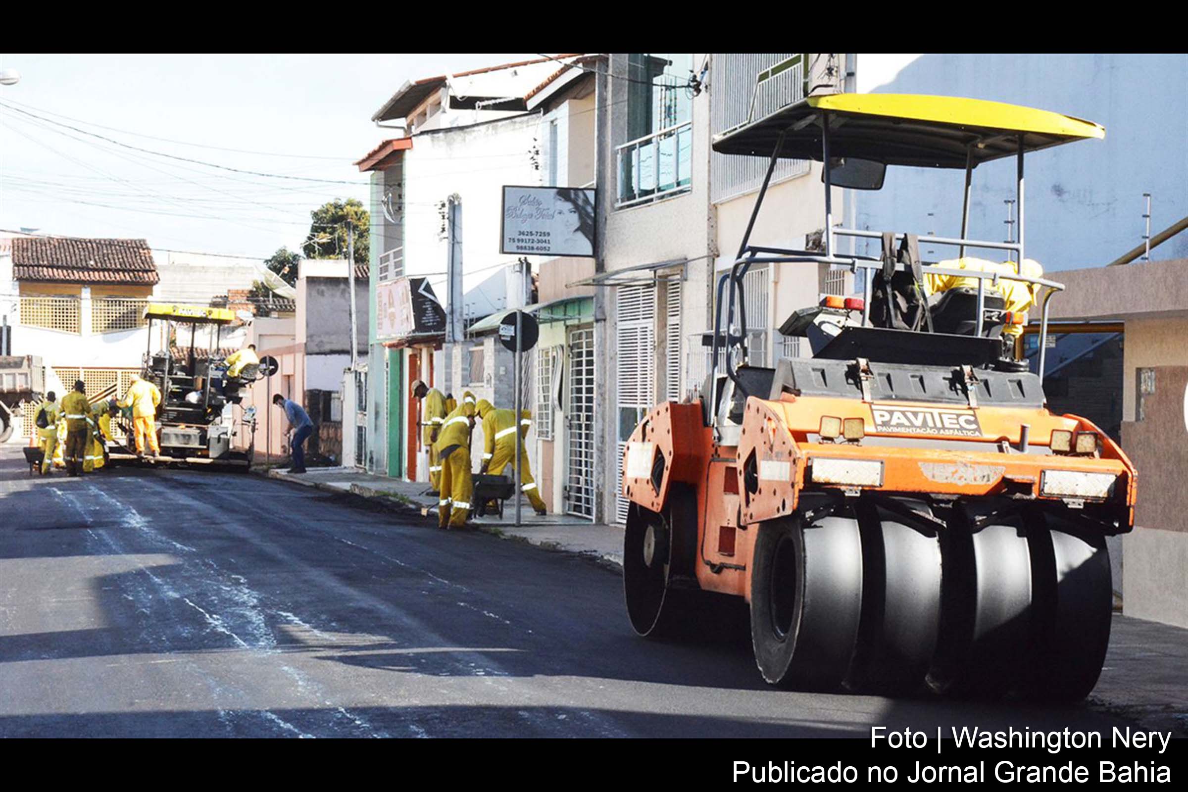Prefeitura de Feira de Santana deu início aos serviços de recapeamento asfáltico em ruas do Bairro Santa Mônica.
