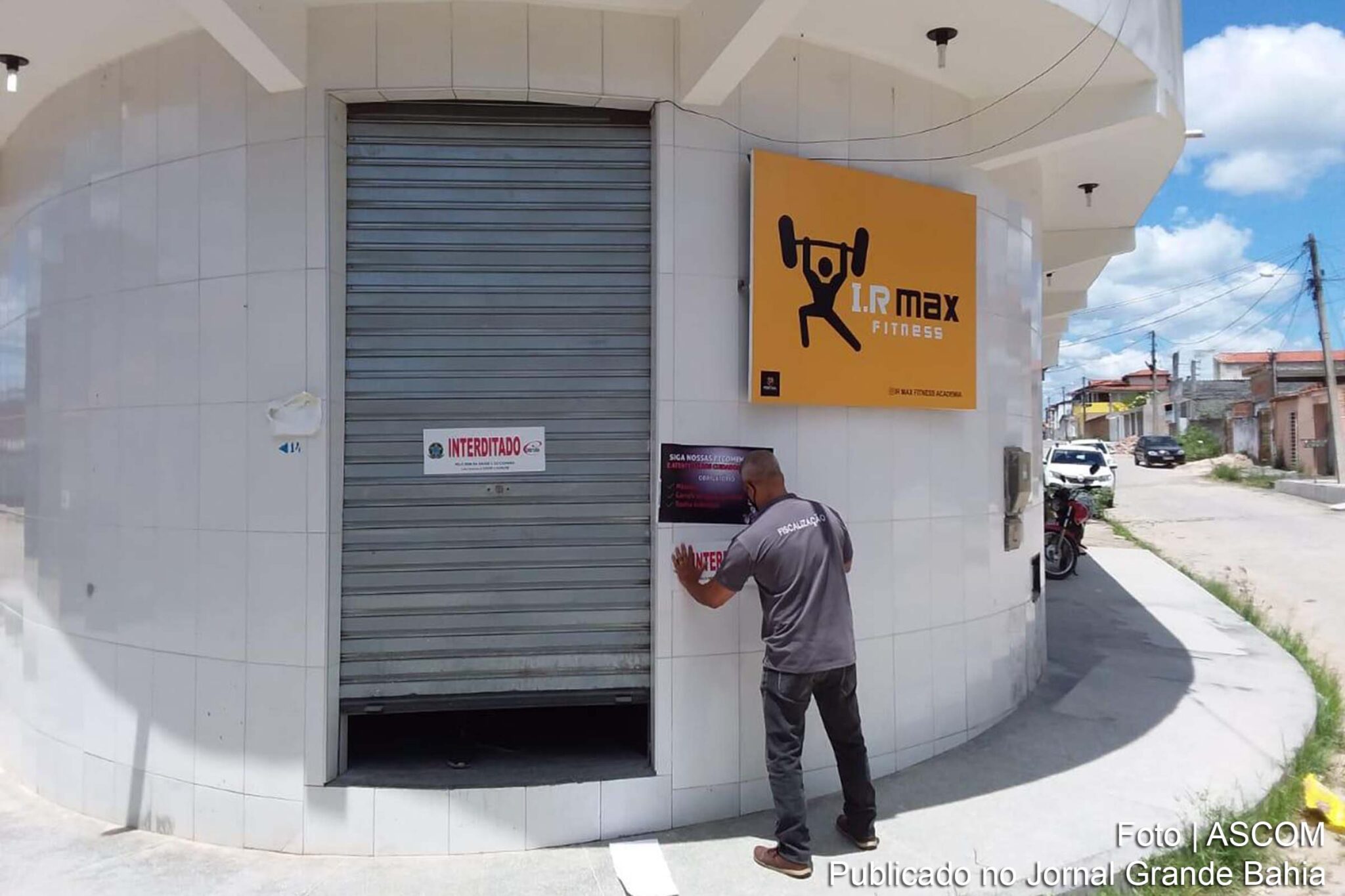 A academia interditada foi a I.R Max Fitness, que já havia sido visitada pelo CREF13/BA em agosto e tinha sido advertida por não está regular.