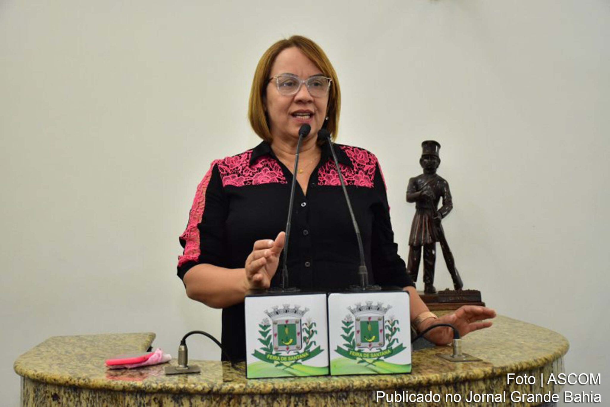 Após filho recuperado de Covid-19, vereadora apela para que Hospital de Campanha de Feira de Santana siga funcionando