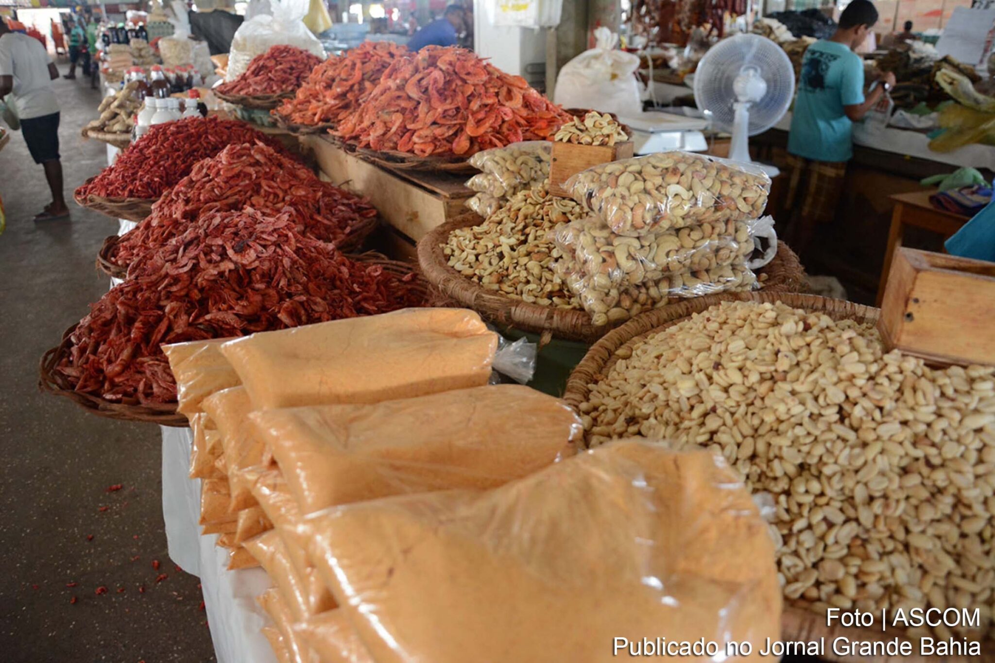 Centro de Abastecimento de Feira de Santana registra aumento na procura por produtos utilizados nas homenagem aos santos Cosme e Damião.
