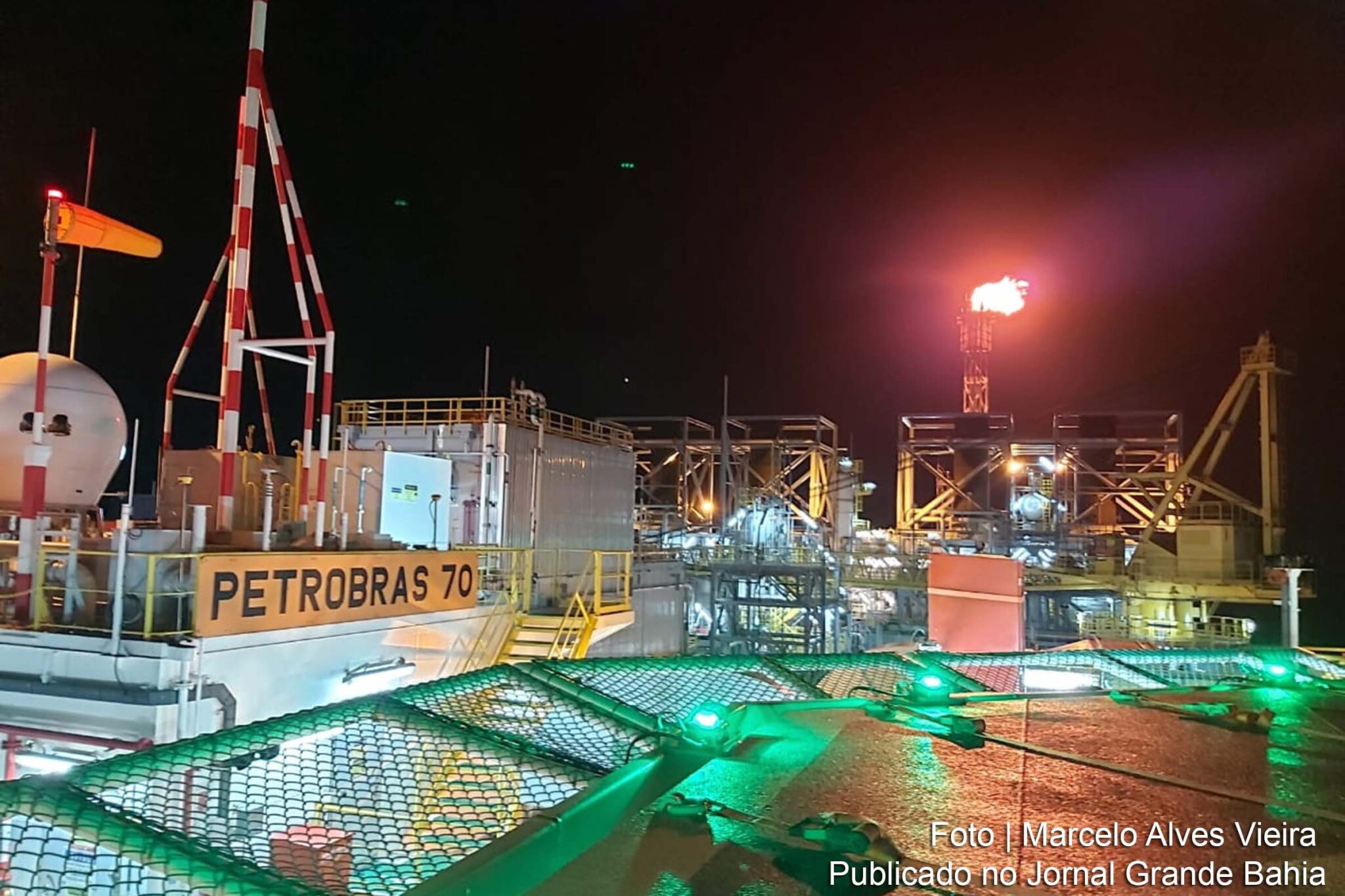 Em 25 de junho de 2020, a Petrobras iniciou a produção de petróleo e gás natural da jazida compartilhada de Atapu, por meio da plataforma P-70, na porção leste do pré-sal da Bacia de Santos.