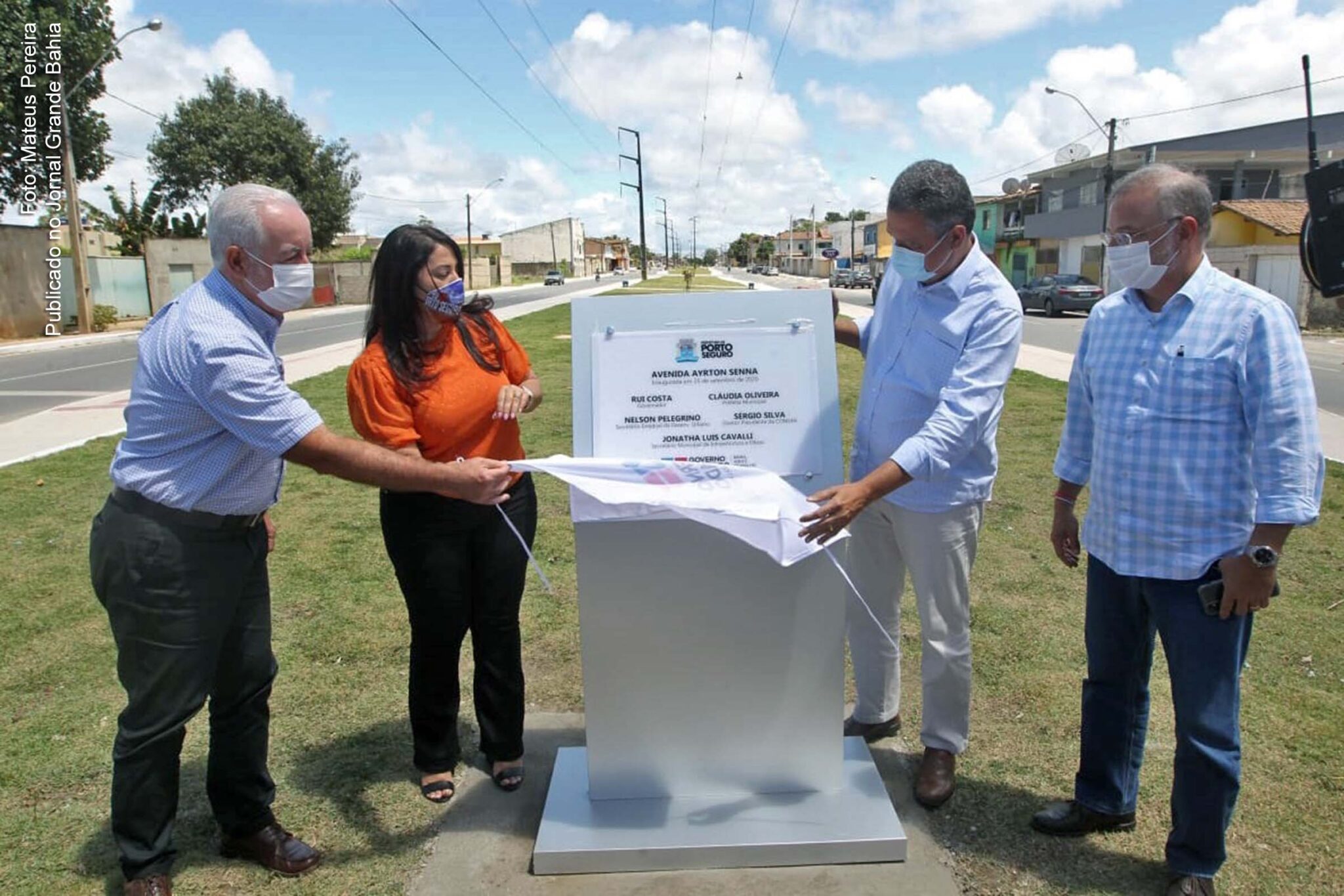 Governador Rui Costa entrega obras de pavimentação de vias e inauguração de creche no município de Porto Seguro.