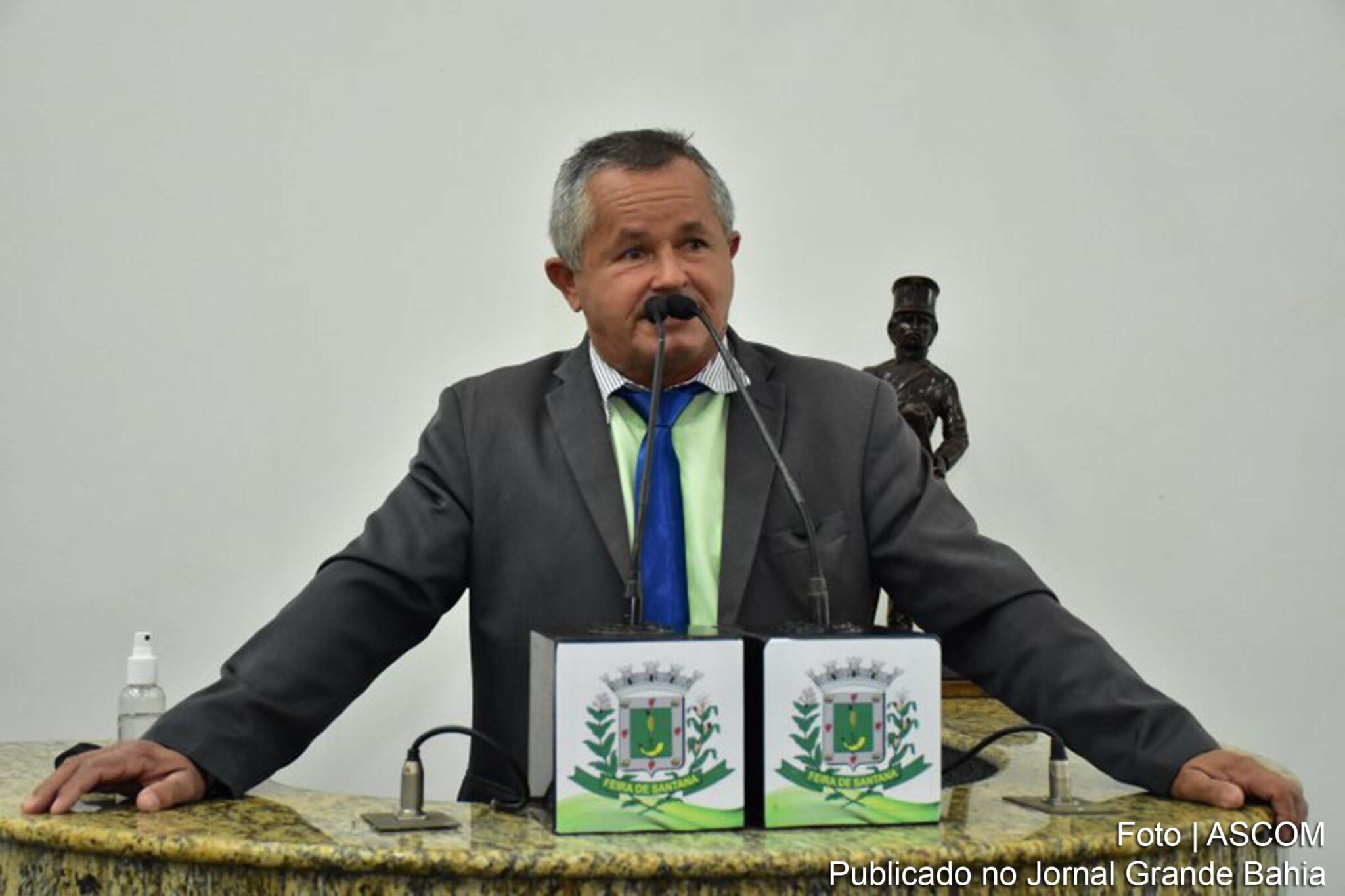 José Menezes (Zé Filé): quero apelar ao Governo Municipal que coloque as máquinas para trabalhar neste distrito e também nos demais, que olhe por este povo que está sofrendo.