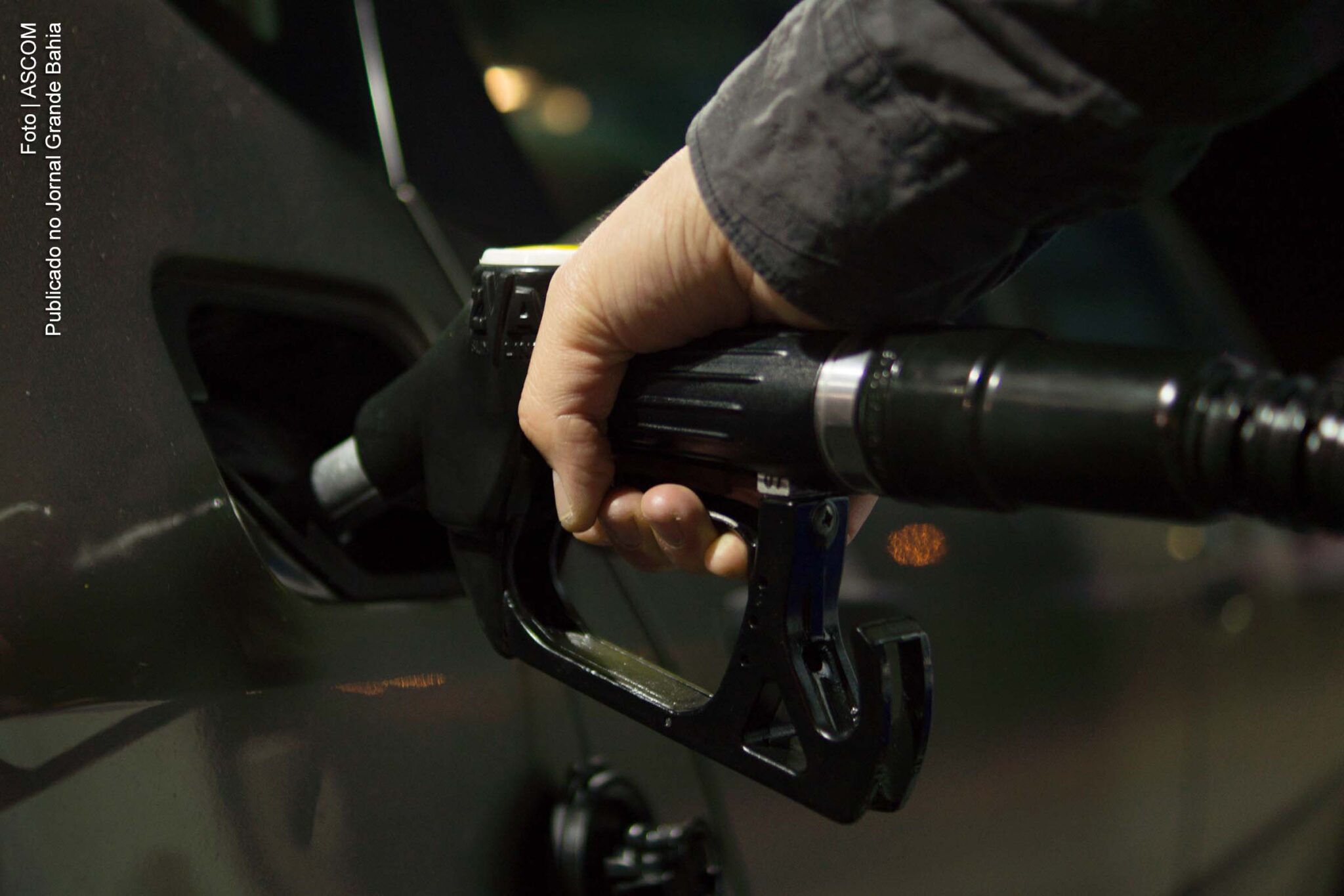 Preços dos combustíveis são reduzidos.