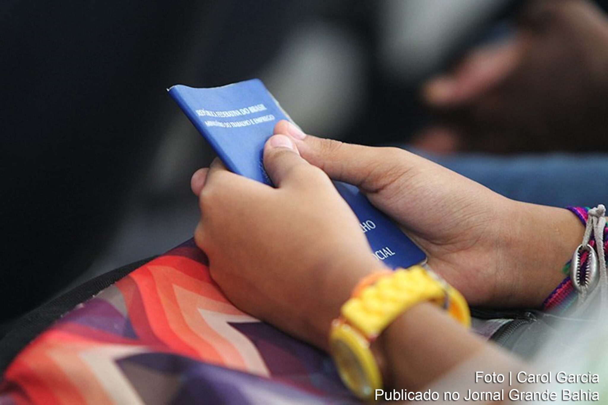 Governo Bolsonaro adotou política de desvalorização do salário mínimo.