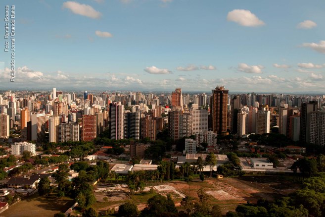 Vista panorâmica da cidade de Curitiba.