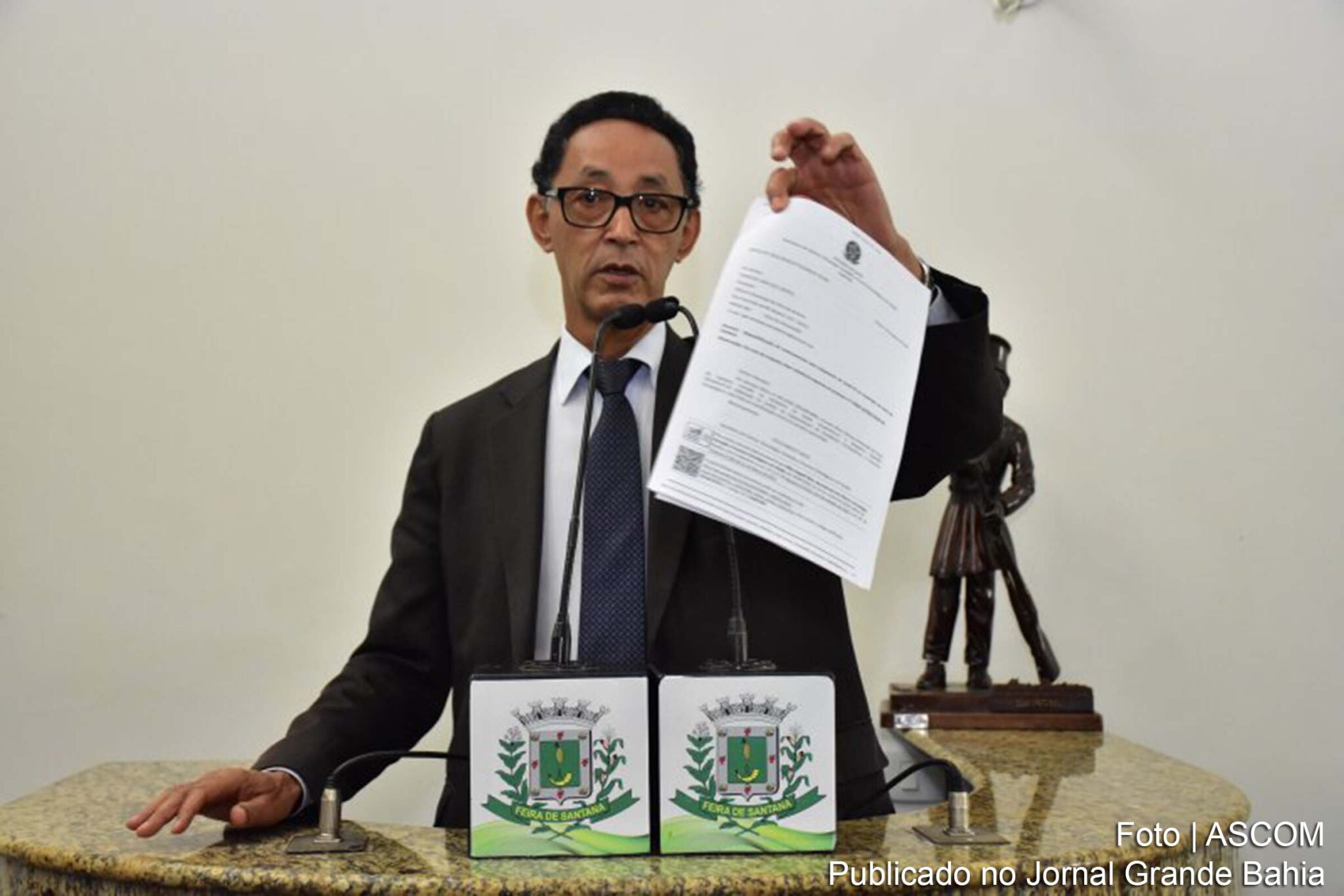 Edvaldo Lima parabenizou o presidente da República Jair Bolsonaro e o ministro da Saúde, Eduardo Pazuello, pelo compromisso com Feira de Santana.