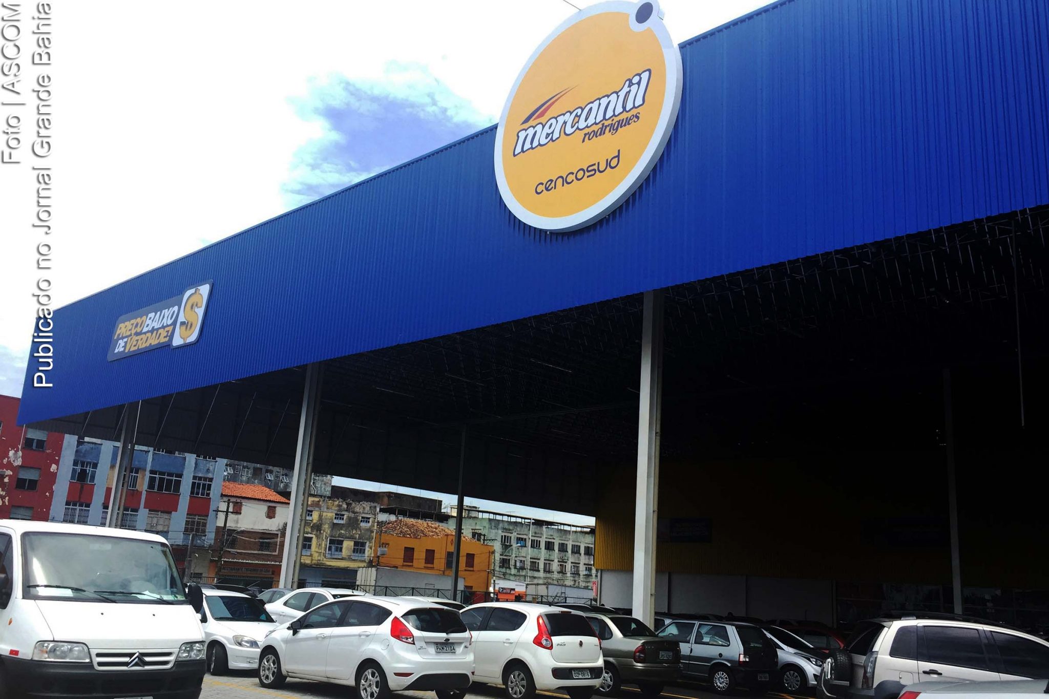 Fachada do Mercantil Rodrigues.
