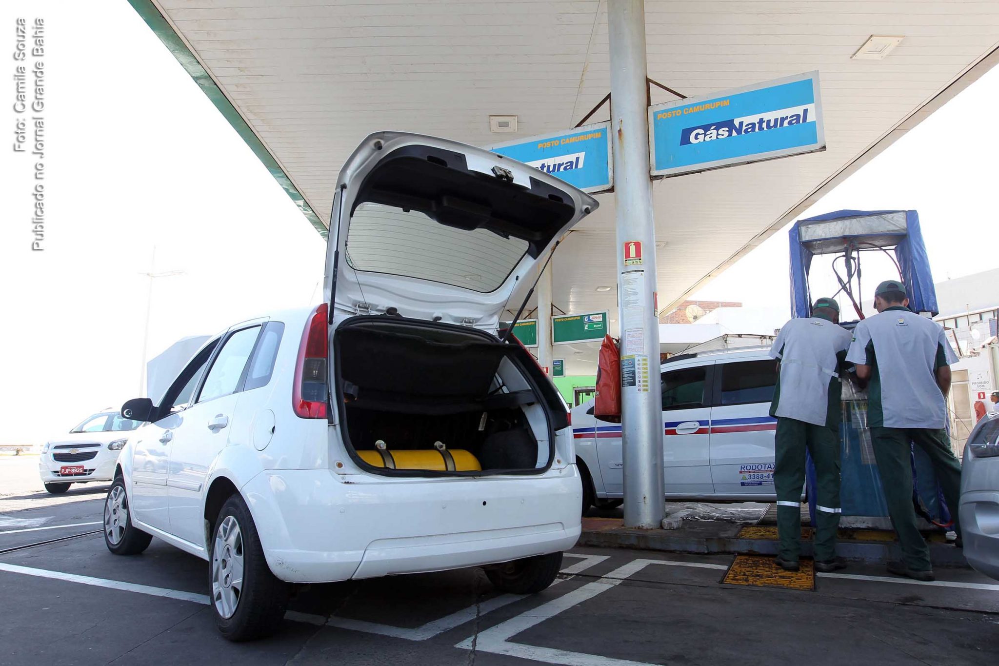 Governo Bolsonaro aumenta preço dos combustíveis.