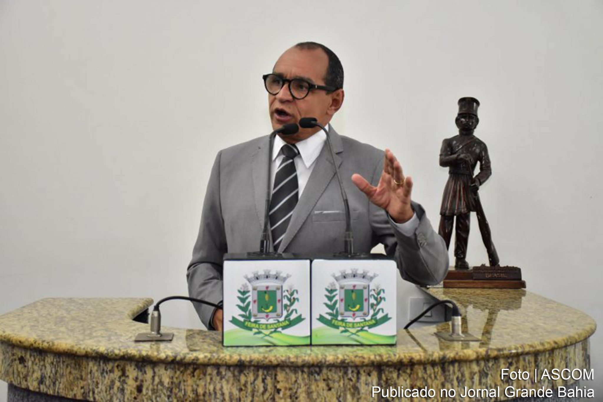 Vereadores criticam ônibus do sistema BRT de Feira de Santana