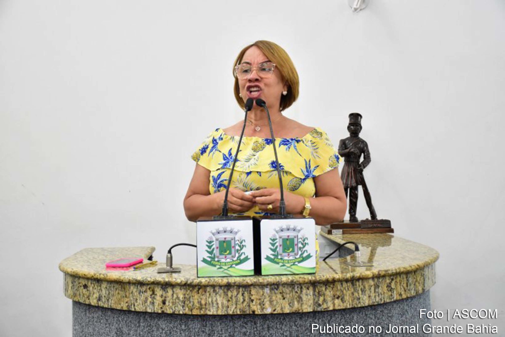 Vereadora Aldney Bastos diz que teve “convite para ir a Salvador”, mas segue apoiando candidatura à reeleição do prefeito Colbert Martins Filho