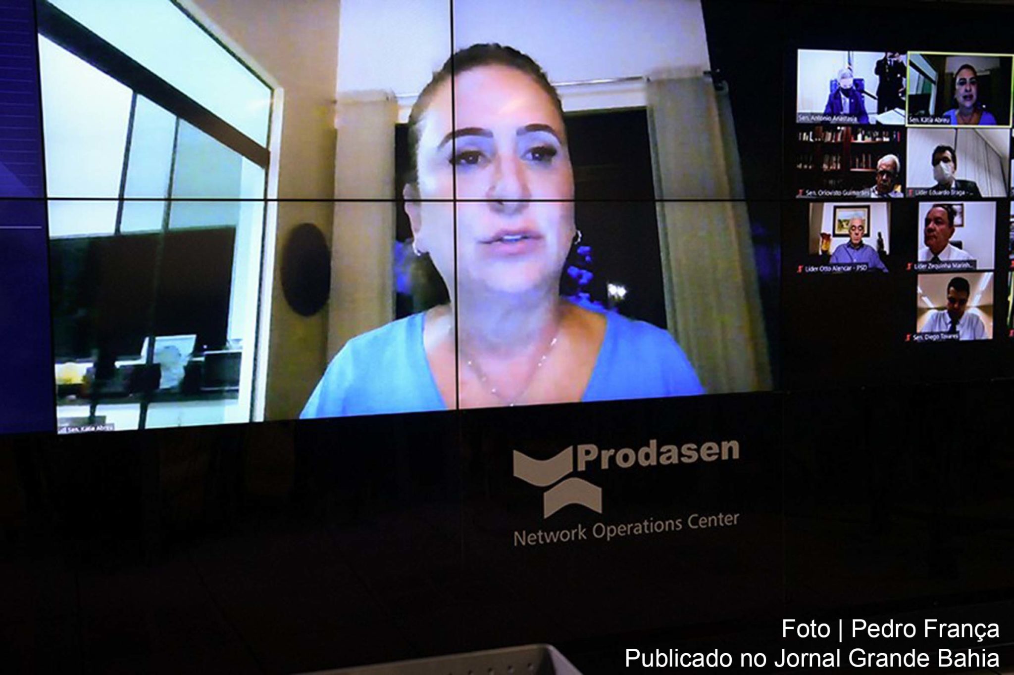 Kátia Abreu foi a autora do substitutivo aprovado.
