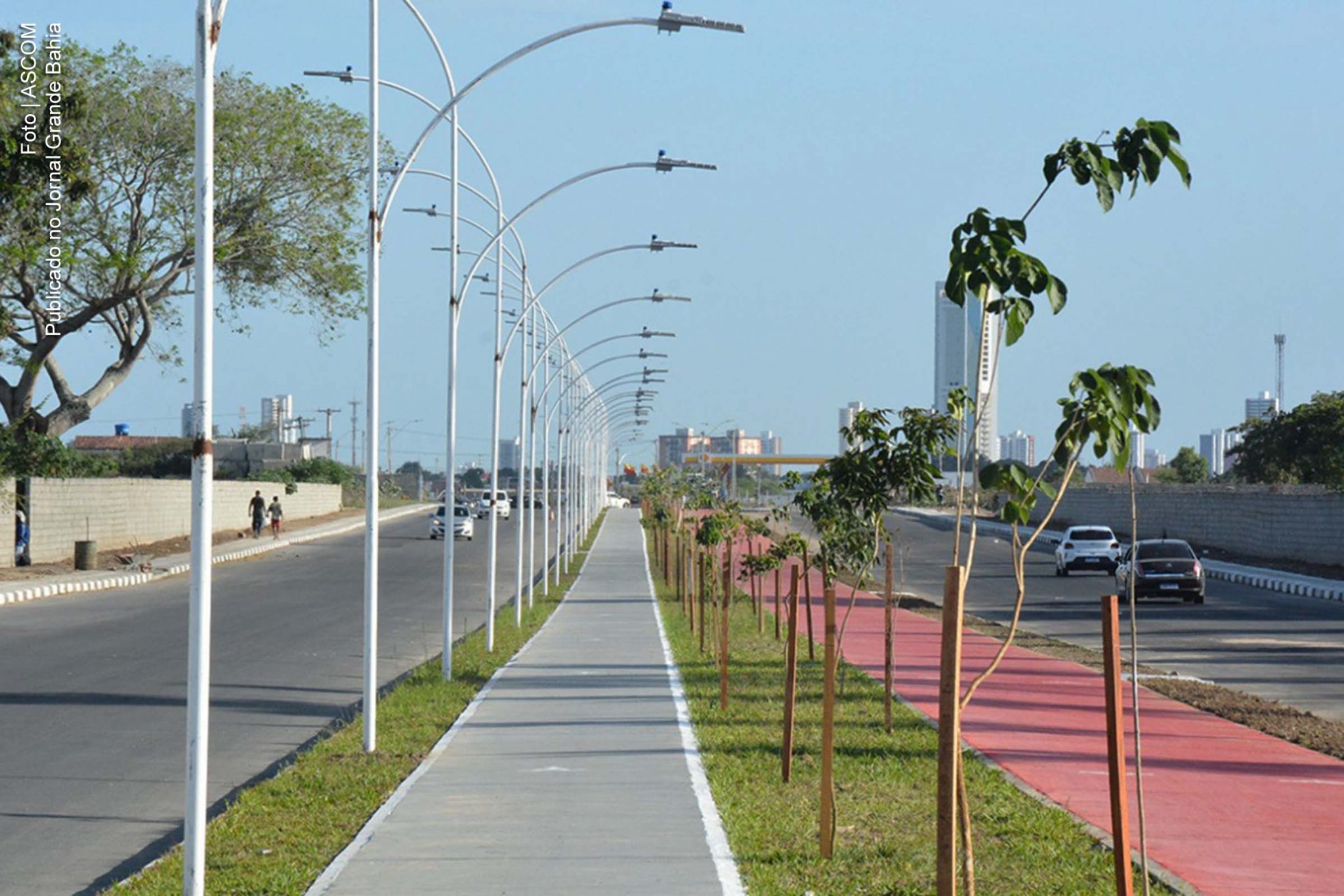 Prolongamento da Avenida Fraga Maia, em Feira de Santana.
