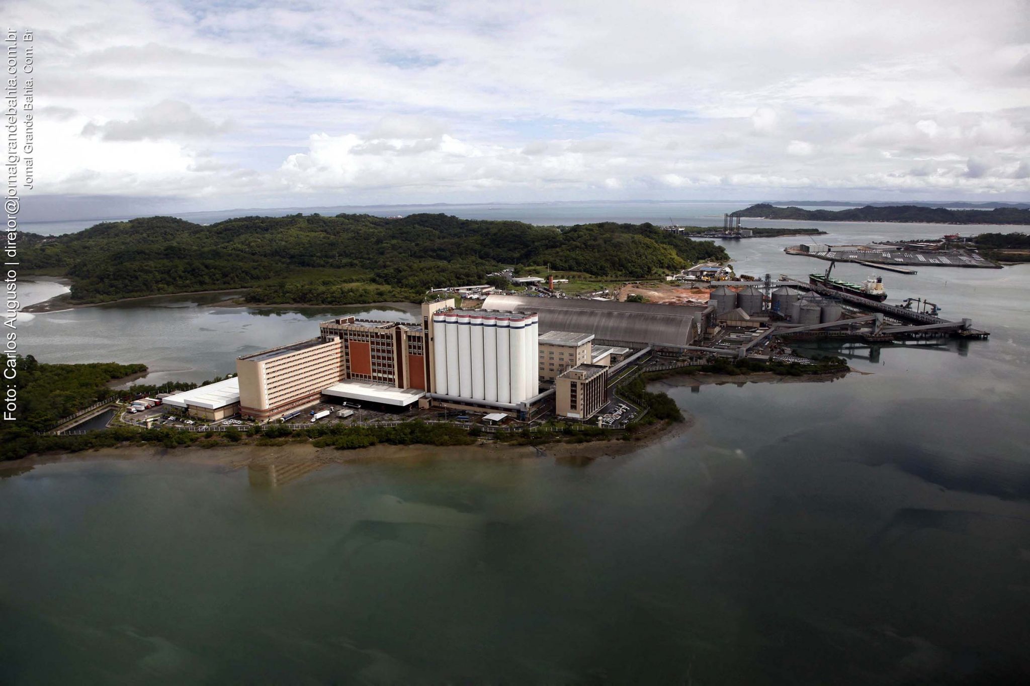 MP Bahia e MPF ajuízam ação contra instalação ilegal de complexo portuário privado na Baía de Aratu