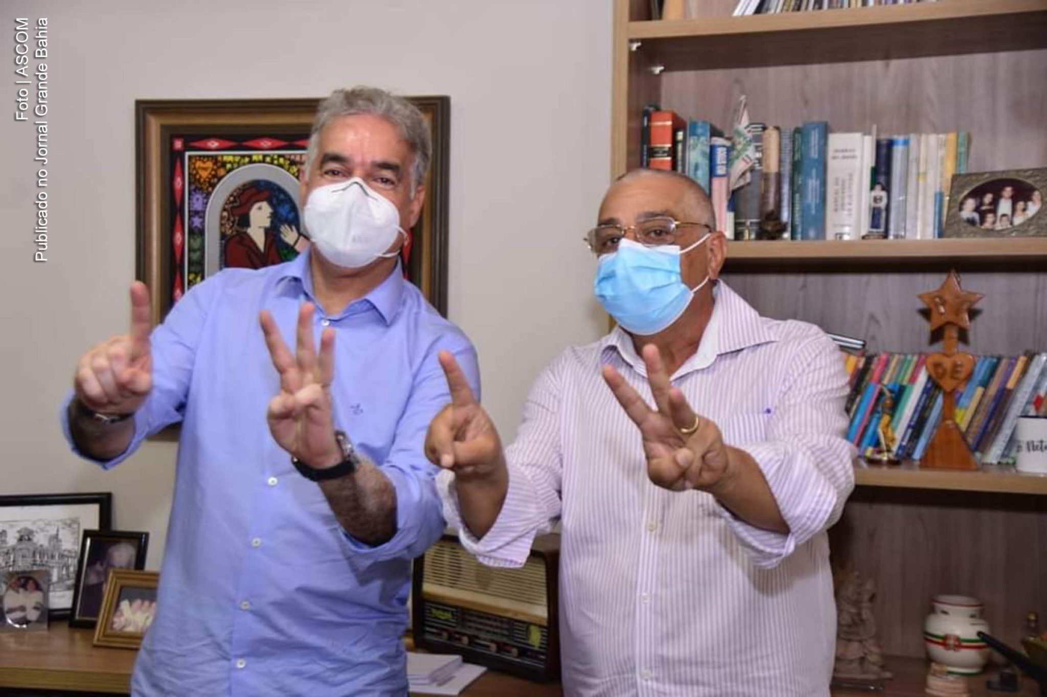 Ex-prefeito Tarcízio Pimenta e a sua esposa Graça Pimenta, ex-candidata a vereadora, aderiram a campanha de Zé Neto e defendem mudança no cenário político em Feira de Santana.