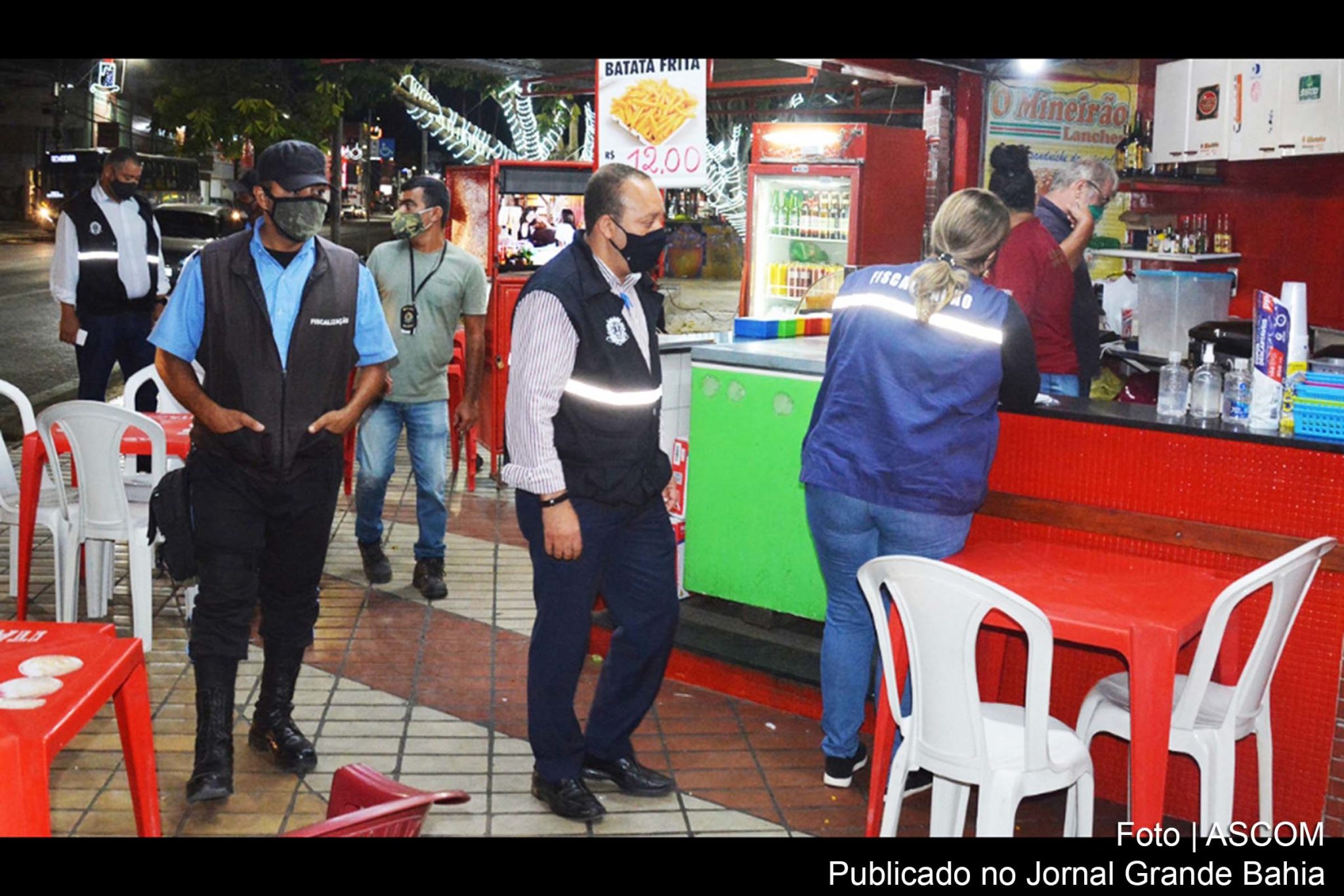 Nove donos dos boxes da Praça de Alimentação foram notificados pela FPI, por descumprimento do Decreto Municipal que proíbe venda de bebidas alcóolicas em espaços públicos.