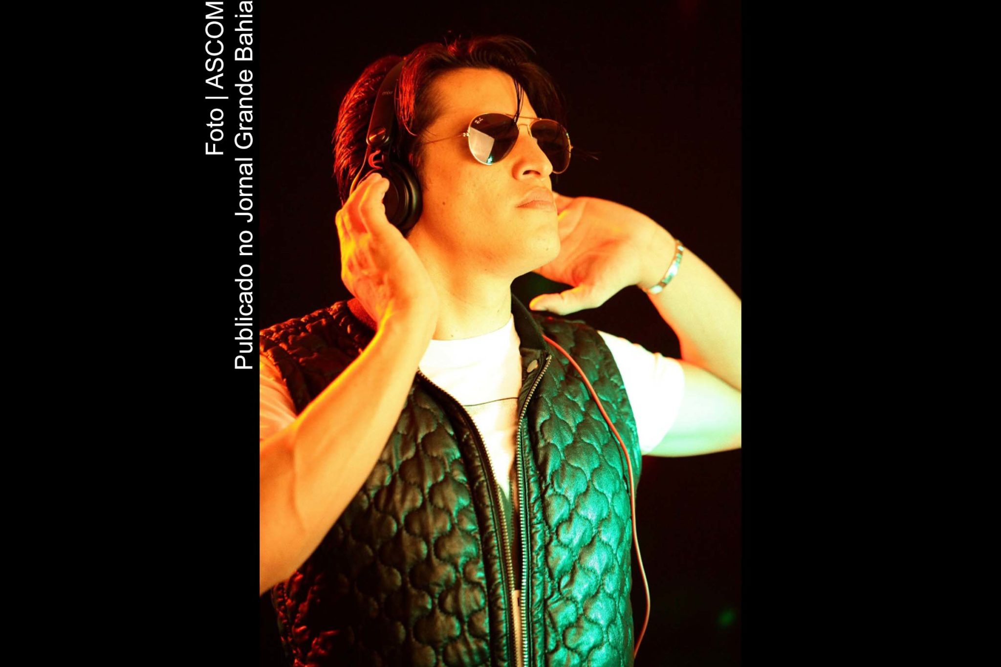 DJ Rafa Gouveia, um dos principais nomes da cena eletrônica na Bahia, alcançou, em 2020, a marca de 1,5 milhão de views e 35,7 mil ouvintes mensais, na plataforma de música Spotify.