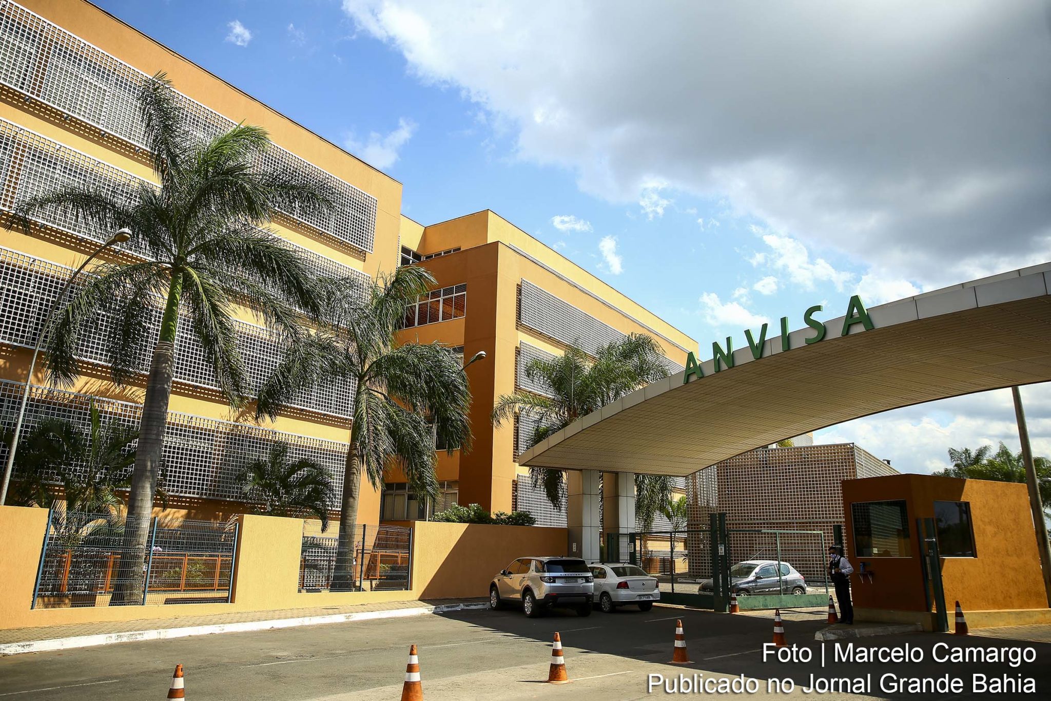 Fachada do edifício sede da Agência Nacional de Vigilância Sanitária (Anvisa).