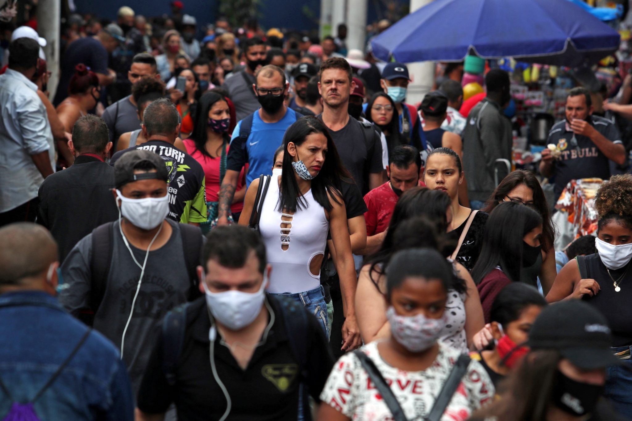 Política neoliberal do Desgoverno Bolsonaro promove desemprego estrutural.