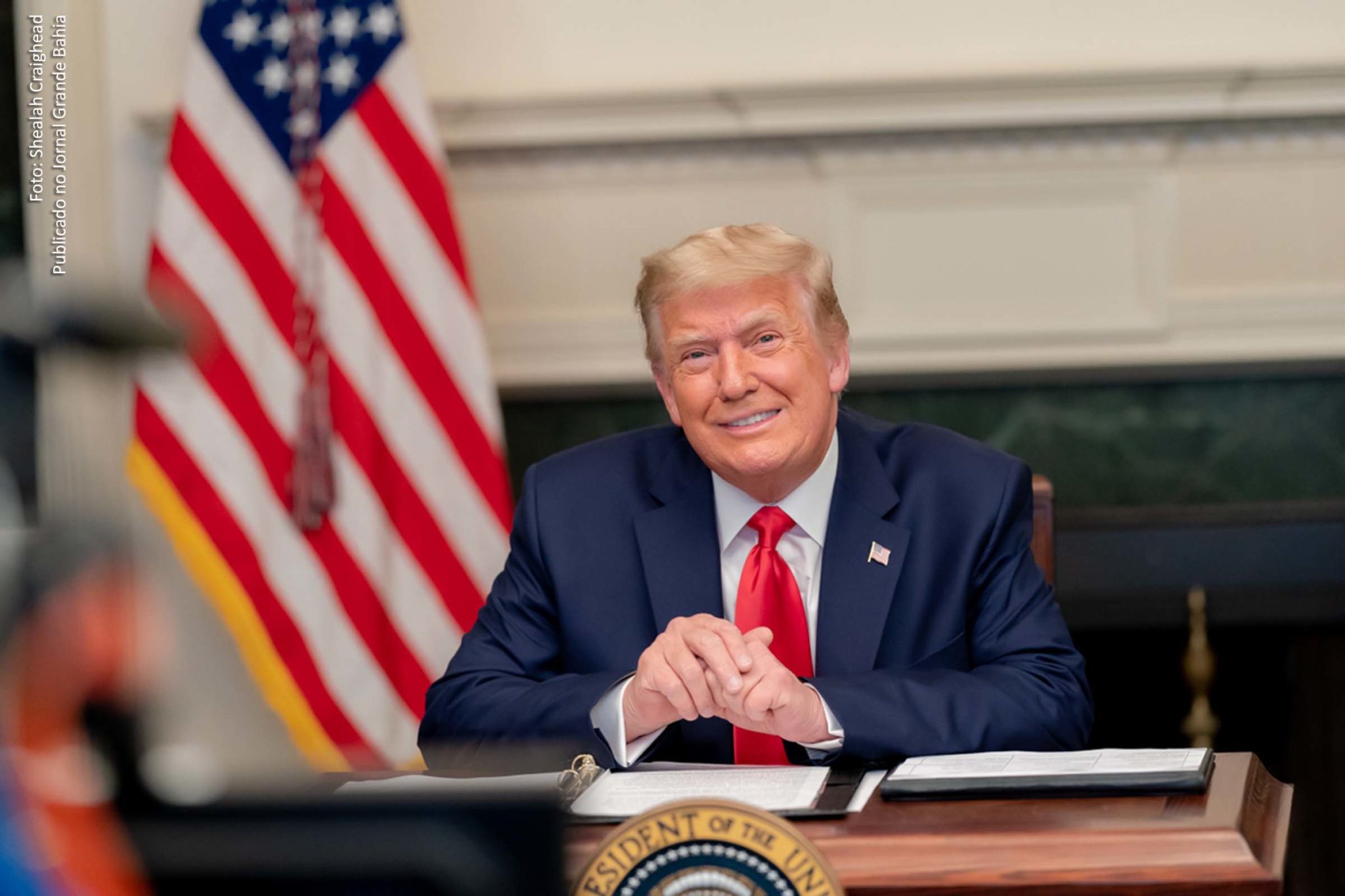 Em discurso de despedida, presidente Donald Trump pede orações para nova administração, mas não cita nome de Joe Biden, e afirma que movimento que criou "está apenas começando". Extremista se recusou a citar Biden em discurso de despedida.