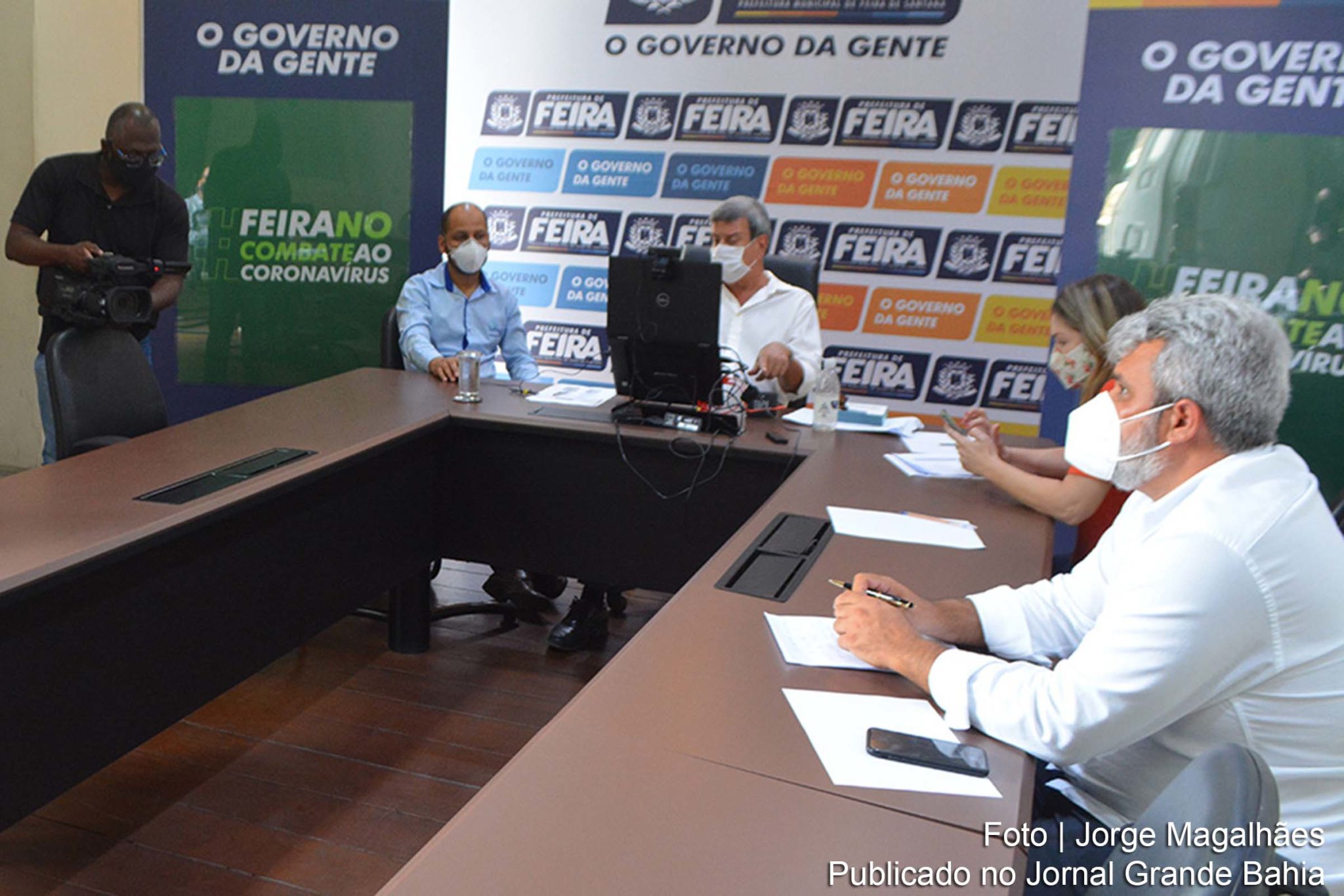 Colbert Martins Filho: se a vacina chegar amanhã em Feira, a Secretaria Municipal de Saúde começa a vacinação imediatamente. Estamos prontos.