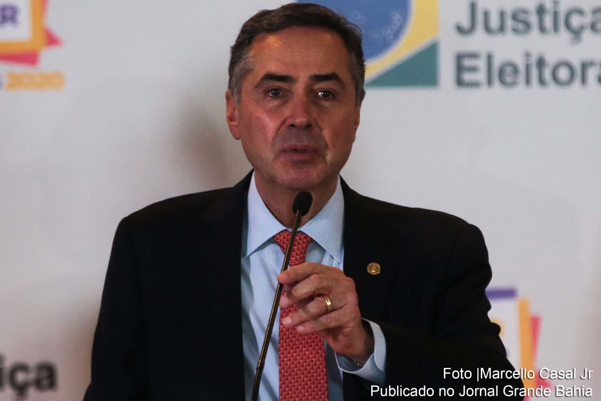 Ministro do STF Luís Roberto Barroso, presidente do TSE.