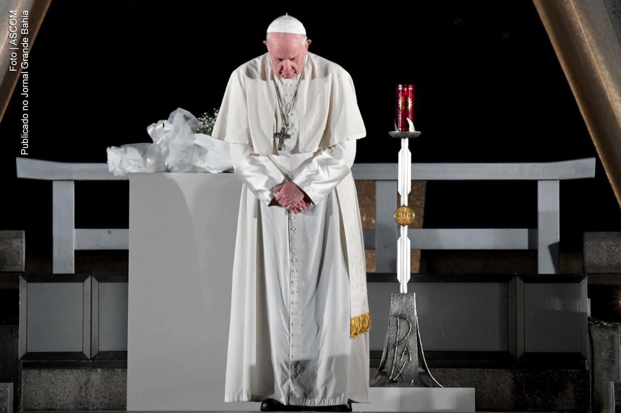 Os bispos do mundo inteiro, junto a leigos, religiosos e religiosas louvam a entrada em vigor em 22 de janeiro de 2021 do Tratado da Onu sobre a Proibição de Armas Nucleares definindo este evento histórico como um ato de justiça e de paz. Os prelados destacam a liderança que o Papa Francisco está exercendo em favor do desarmamento nuclear: “Durante sua histórica visita às cidades bombardeadas de Hiroshima e Nagasaki, em novembro de 2019, o Papa condenou tanto o uso quanto a posse de armas nucleares por qualquer Estado”.