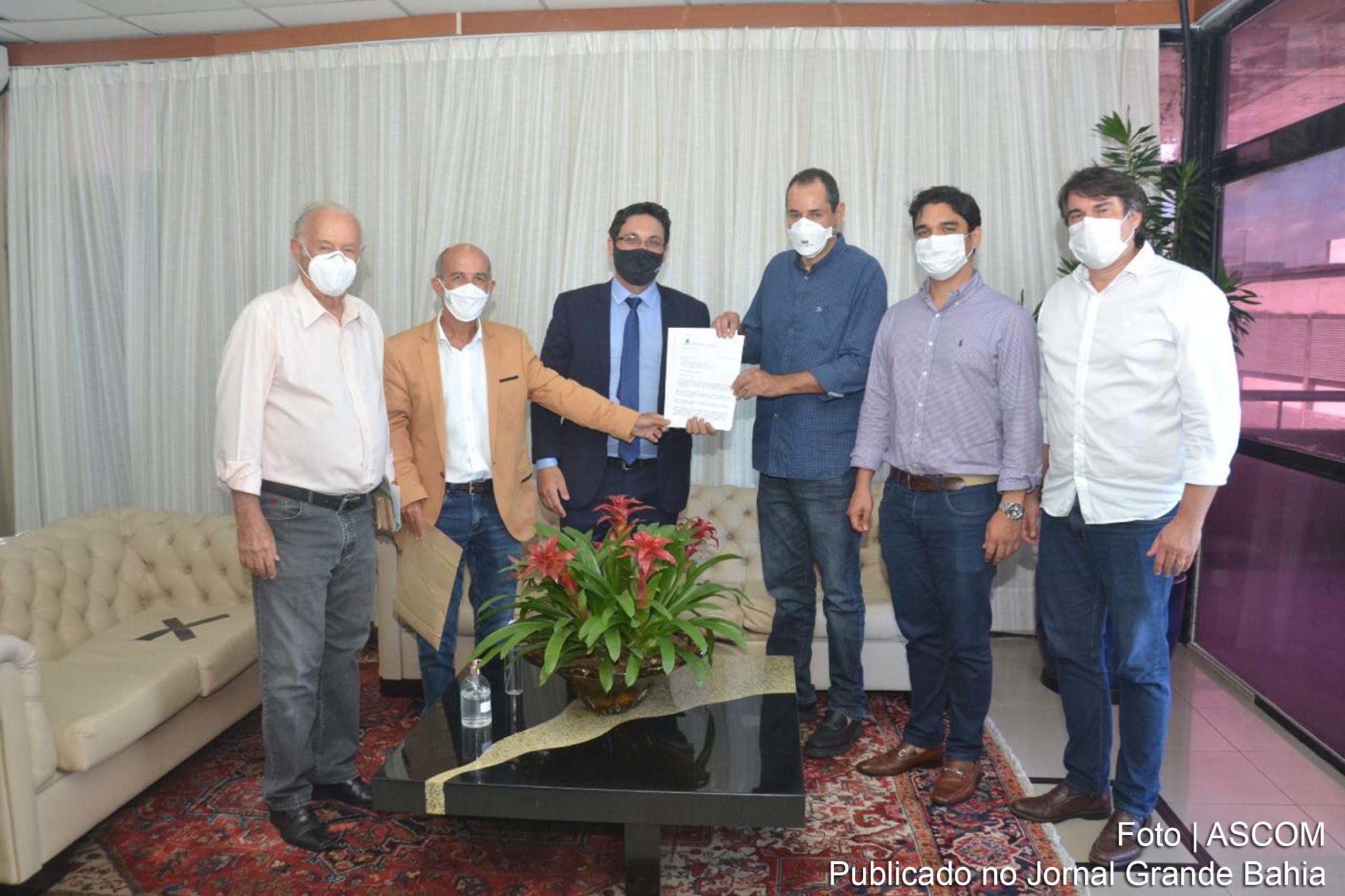 Presidente da ALBA, deputado estadual Nelson Leal recebeu visita do Defensor Público em exercício, Pedro Casali Bahia, que busca mecanismos para a ampliação do orçamento do órgão para o exercício 2021.