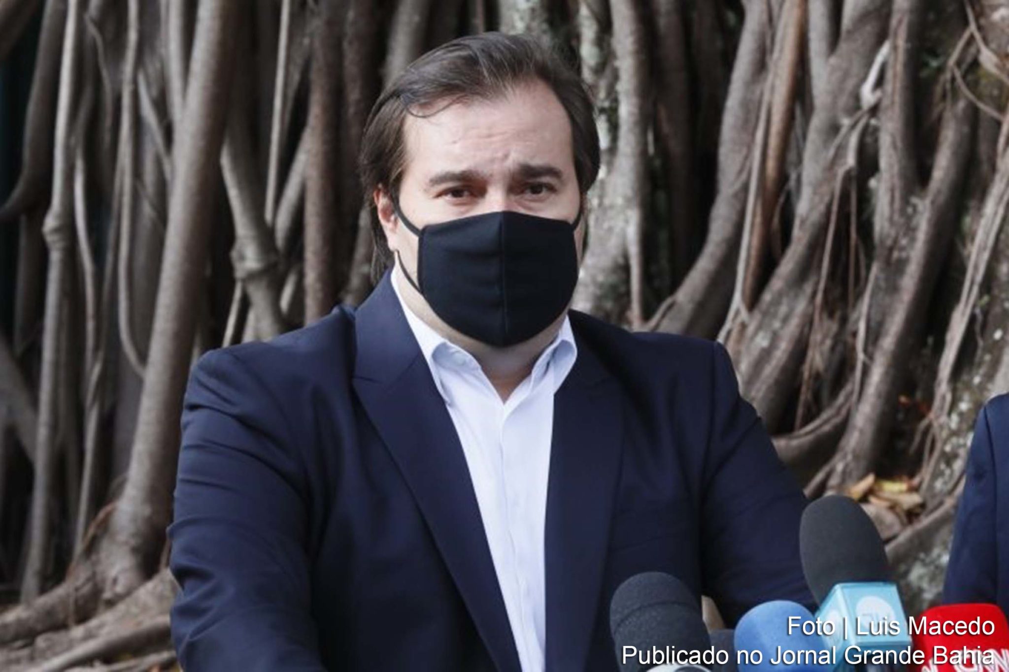 Deputado Rodrigo Maia solicita ao senador Davi Alcolumbre que convoque a Comissão Representativa do Congresso Nacional