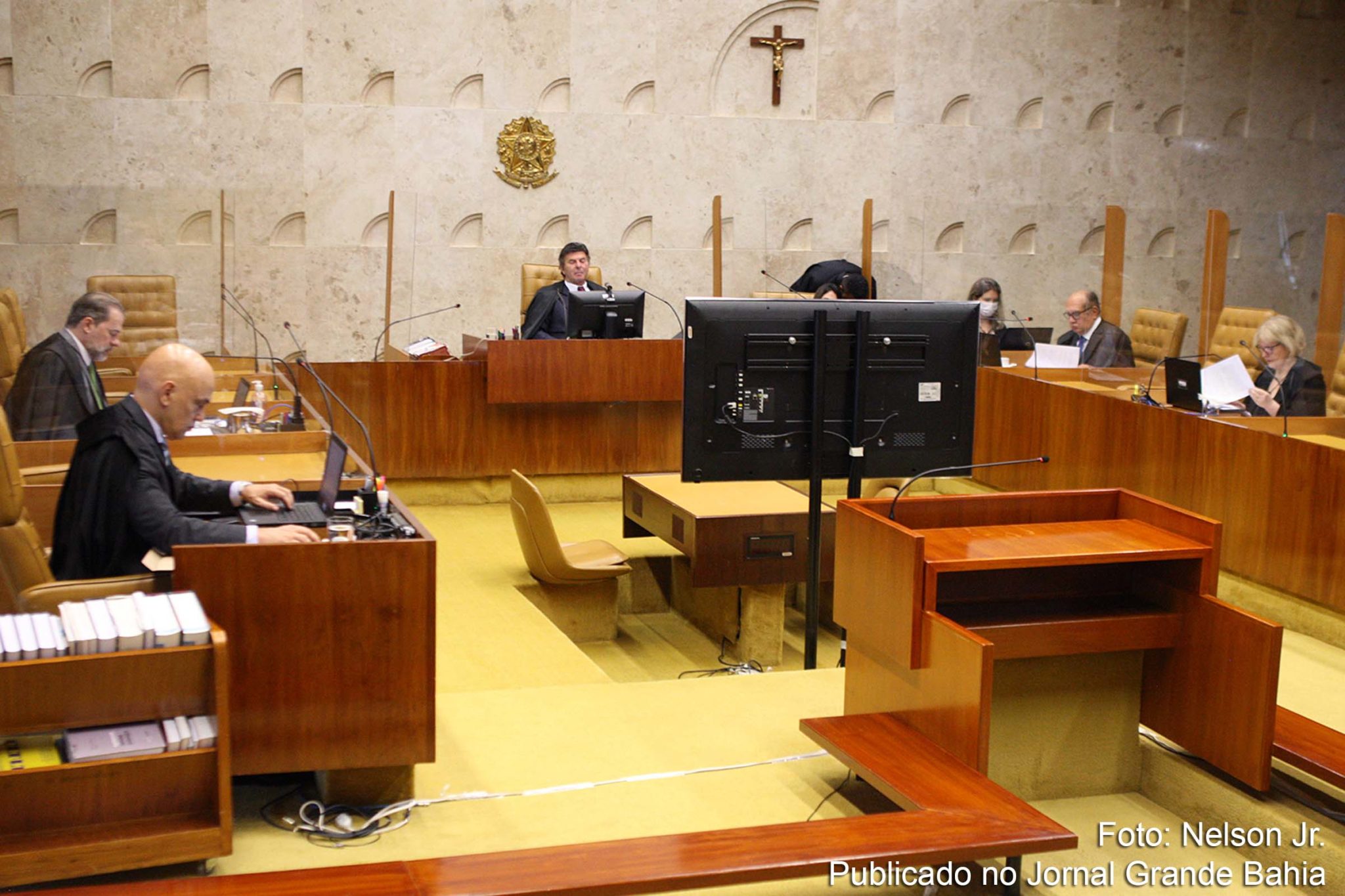 STF será provocado pelo Governo da Bahia a liberar importação de vacina da Rússia.