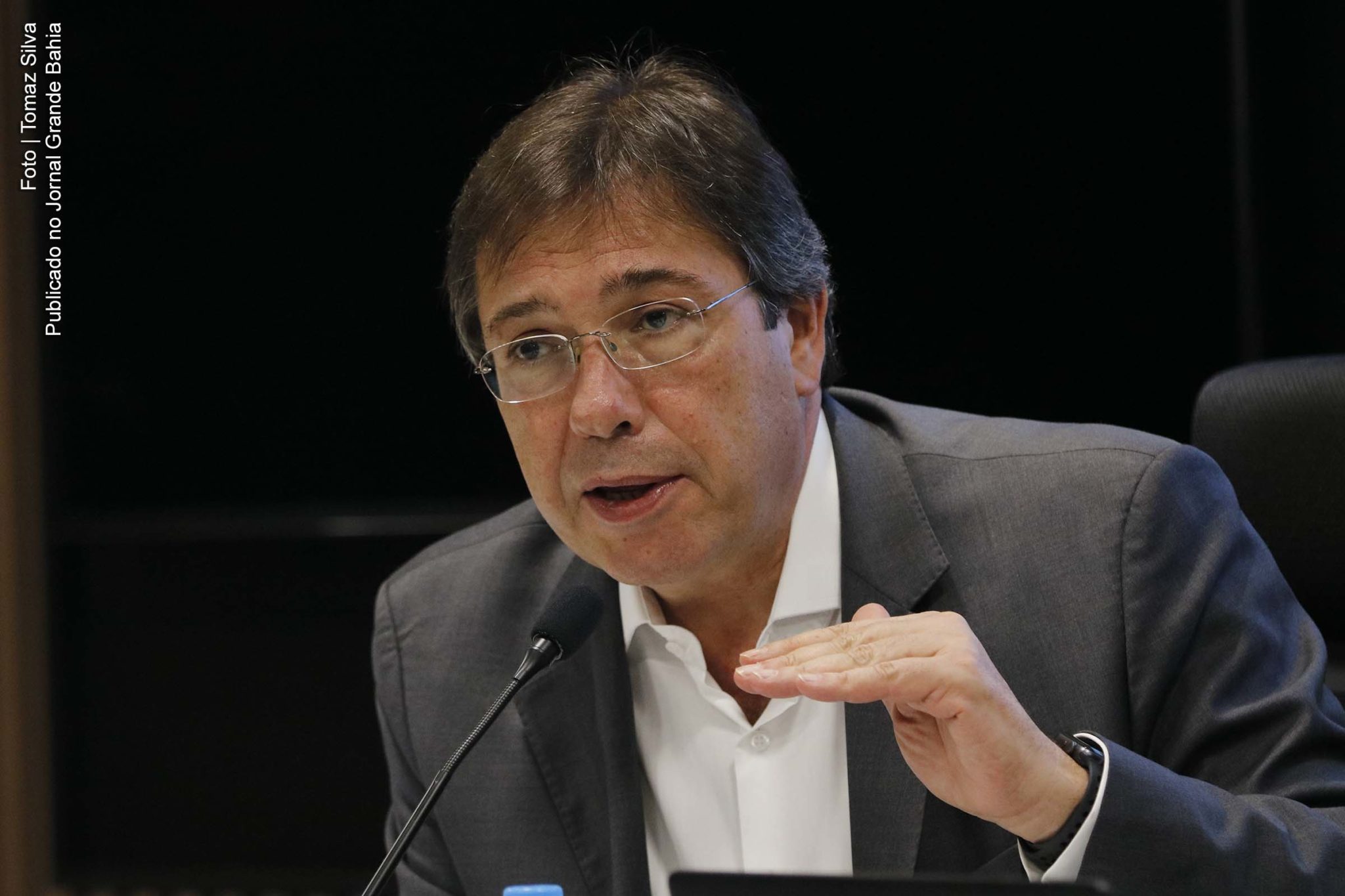 Wilson Ferreira Junior no cargo até março de 2021 para garantir transição adequada.