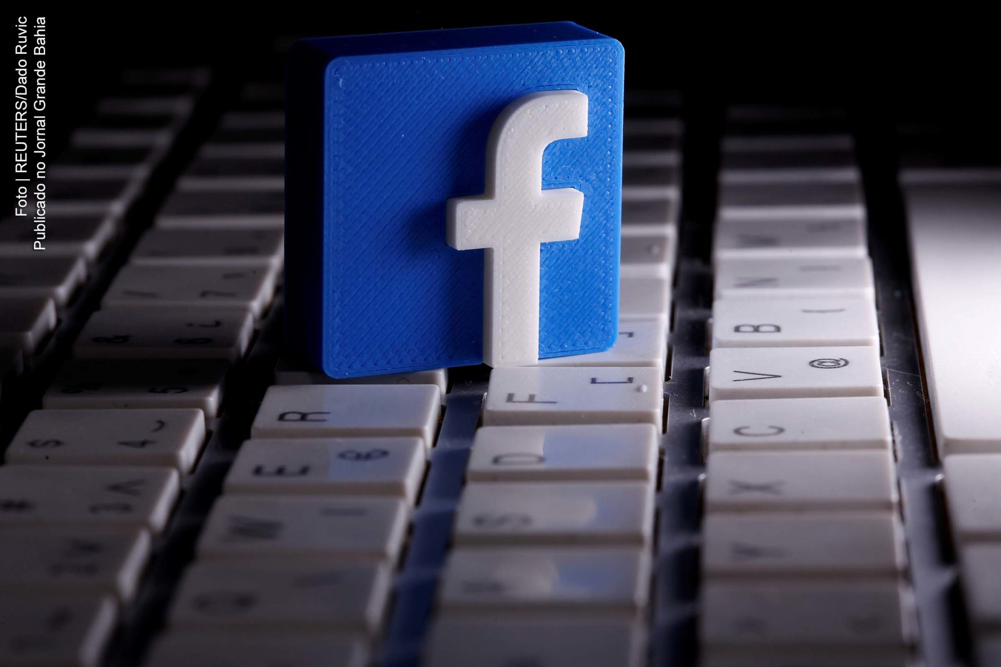 Facebook não quer pagar por conteúdo jornalístico.
