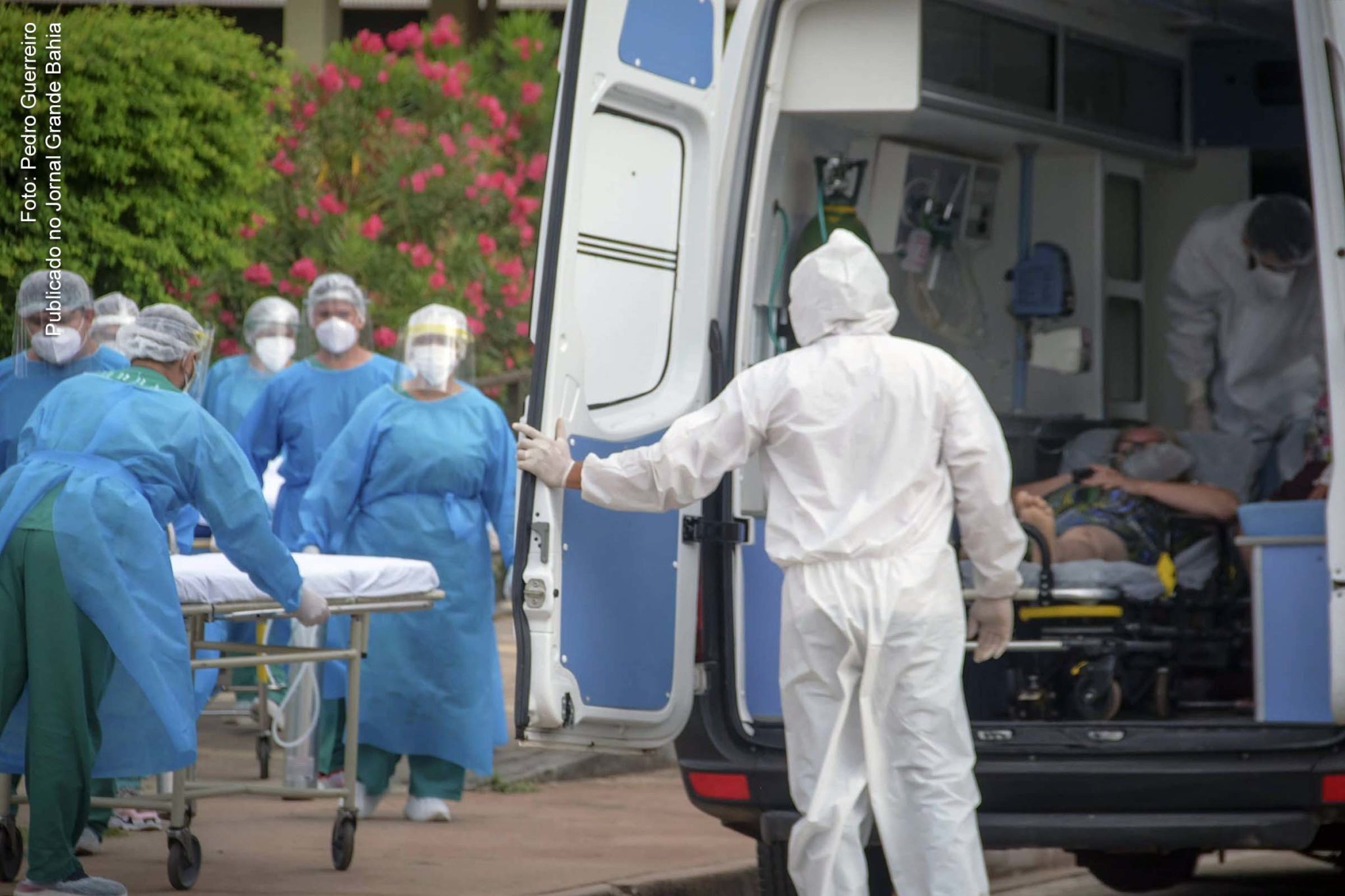 Governos Estaduais estão reabrindo Hospitais de Campanha e ampliando número de leitos de UTI para pacientes com a Covid-19.