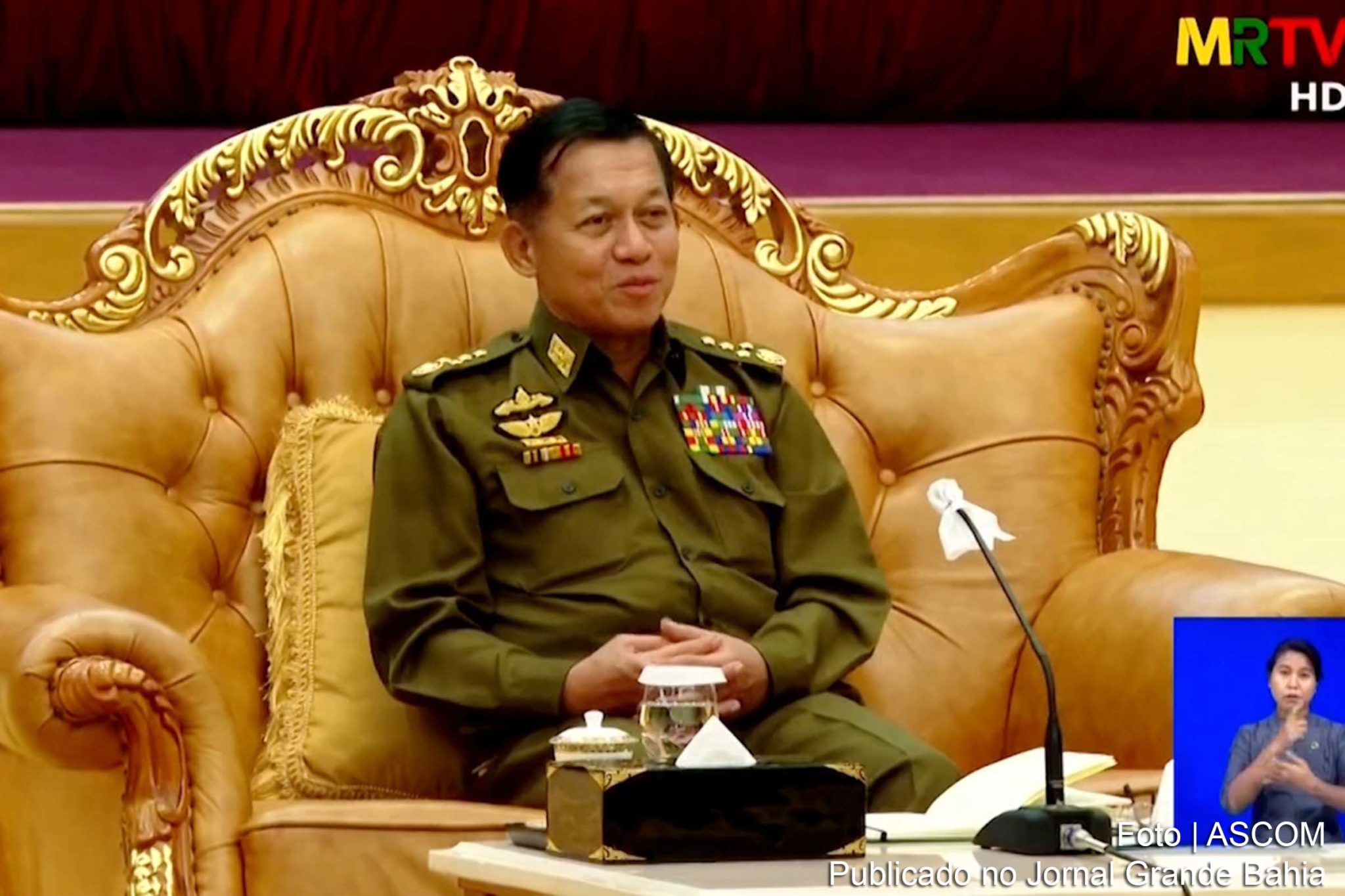General Min Aung Hlaing, comandante militar do Myanmar.