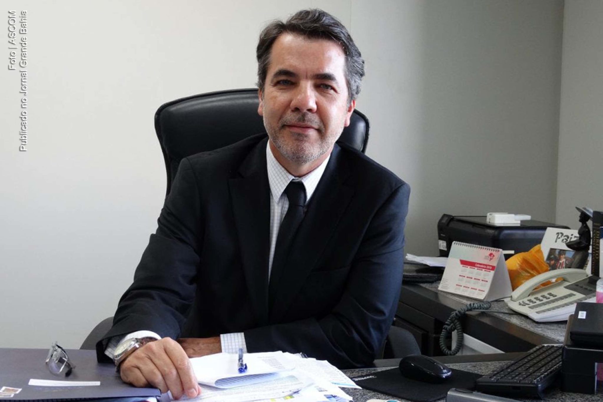 Conselheiro Plínio Carneiro Filho é reeleito presidente do TCM Bahia.