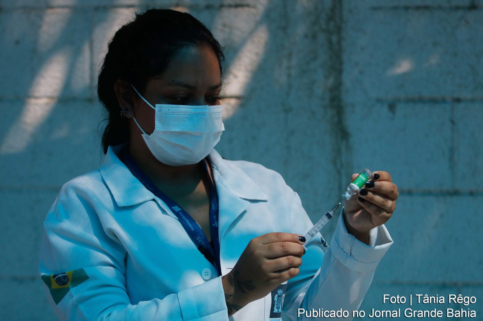 Indicadores de casos da Covid-19 permanecem em alta no Brasil.