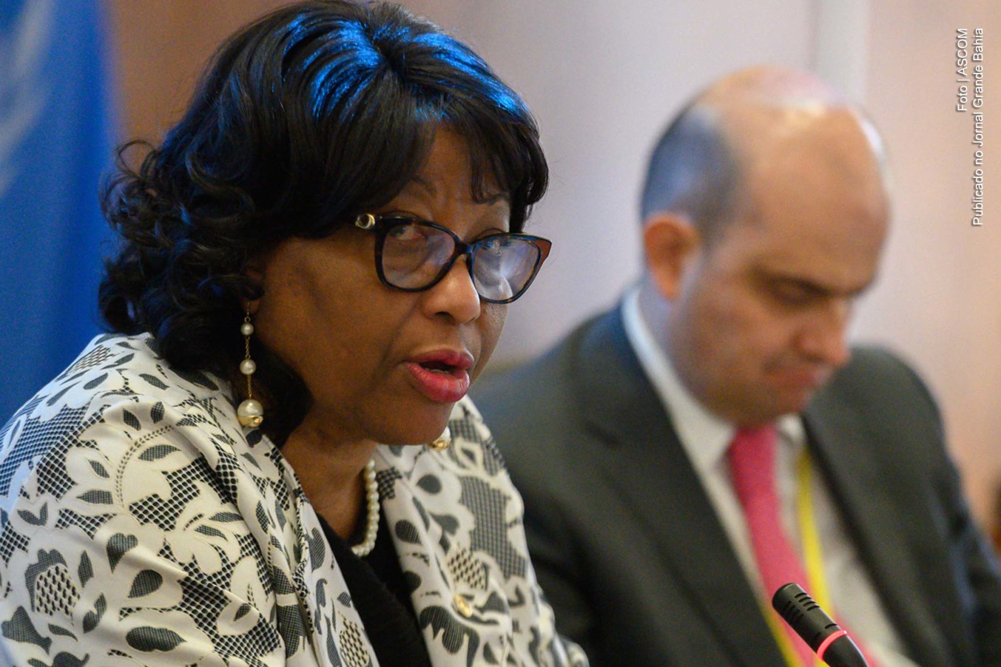 Carissa Etienne, diretora da Organização Pan-Americana da Saúde (Opas), afirma que "a terrível situação" no país está afetando também as nações vizinhas, e urge aos brasileiros que adotem medidas restritivas para conter a disseminação do vírus. Variante brasileira já chegou a 15 nações das Américas e se tornou grande preocupação, diz entidade.