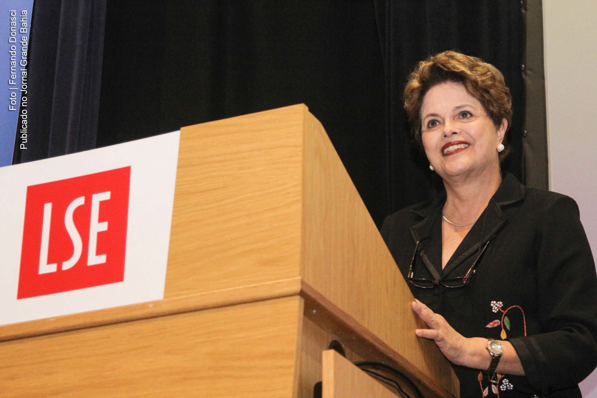 Dilma Rousseff: o jornal Folha de S.Paulo tenta reler e reescrever a história a seu bel prazer, mas a verdade acaba prevalecendo.