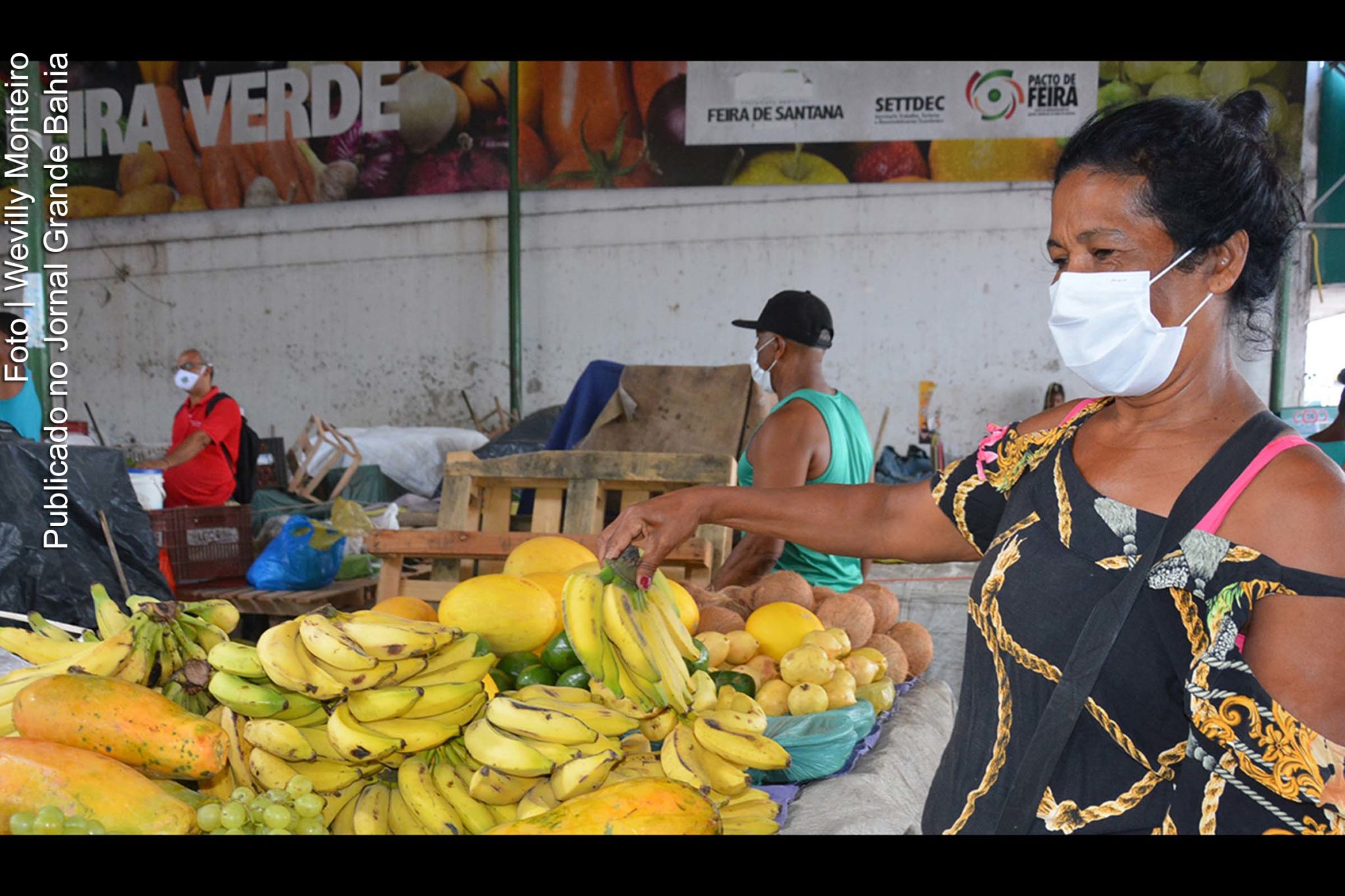 Ambulantes que ficavam no entorno da praça Bernardino Bahia iniciaram processo de reorganização na Feira Verde.