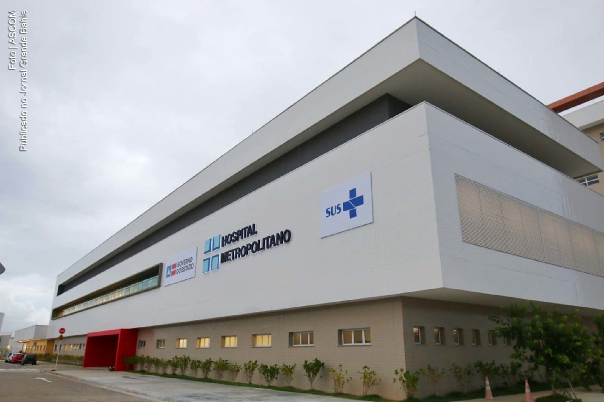 Hospital Metropolitano, unidade estadual de saúde sediada em Lauro de Freitas.