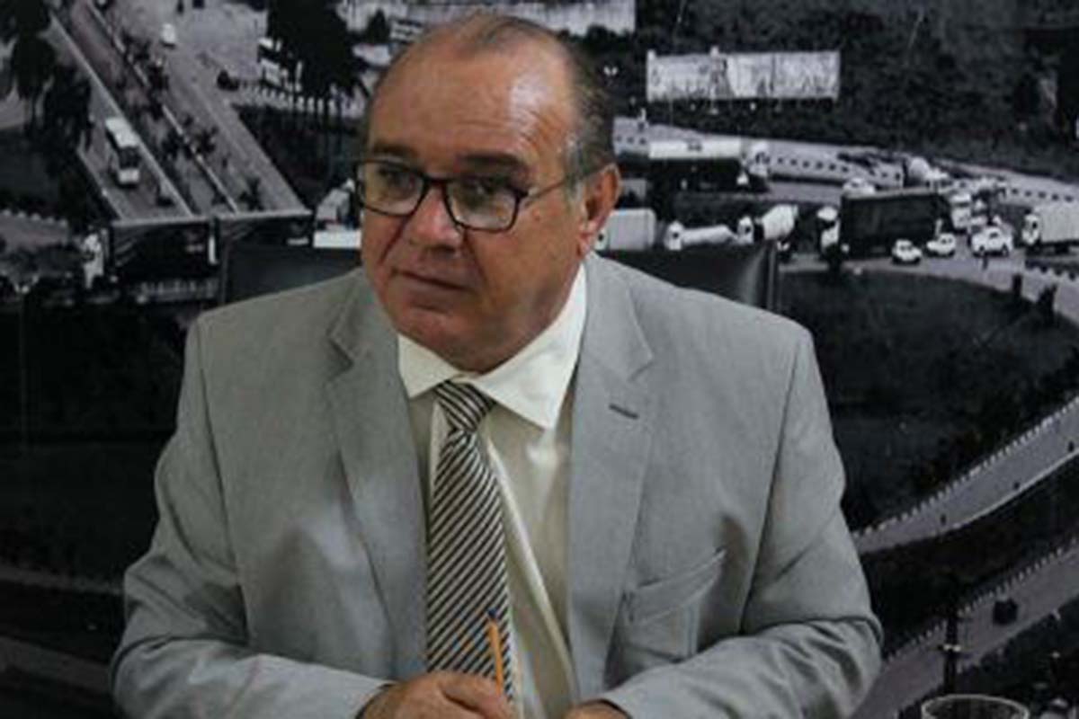 Esteve em data aniversaria o secretário de Meio Ambiente Jose Carneiro da Rocha.