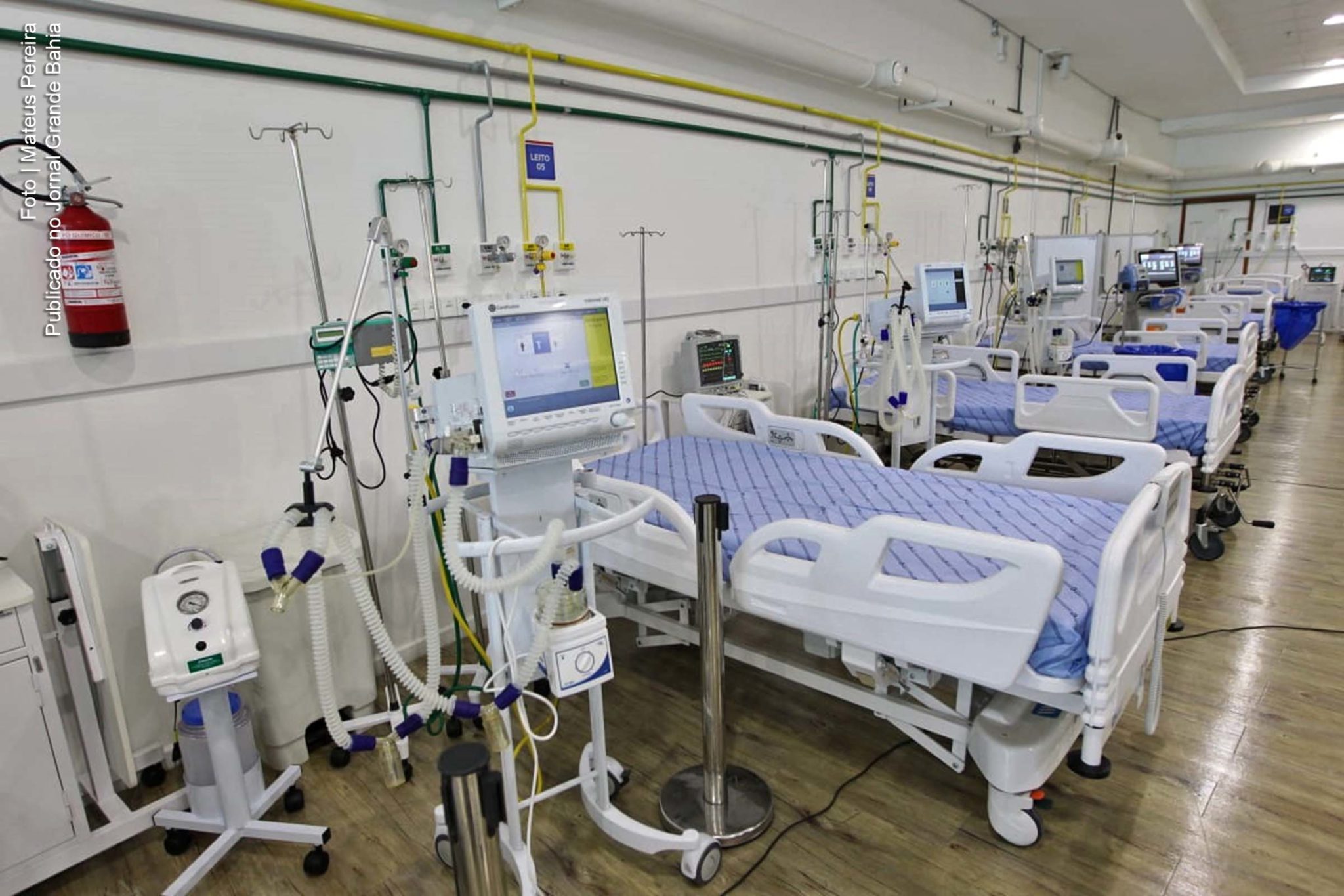 Prefeitura de Feira de Santana disse vai ampliar em mais cinco leitos de UTI para pacientes com Covid-19. Na imagem, leitos de UTI para pacientes com Covid-19 do Hospital de Campanha da Arena Fonte Nova, em Salvador.